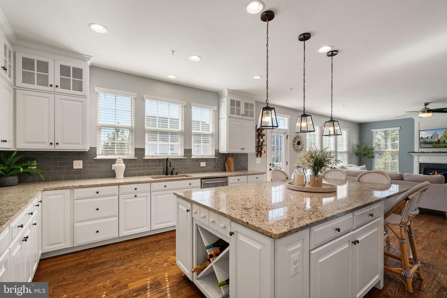 17412 SPRING CRESS DR, DUMFRIES, Virginia 22026, 5 Bedrooms Bedrooms, 11 Rooms Rooms,4 BathroomsBathrooms,Residential,For sale,17412 SPRING CRESS DR,VAPW2105534 MLS # VAPW2105534