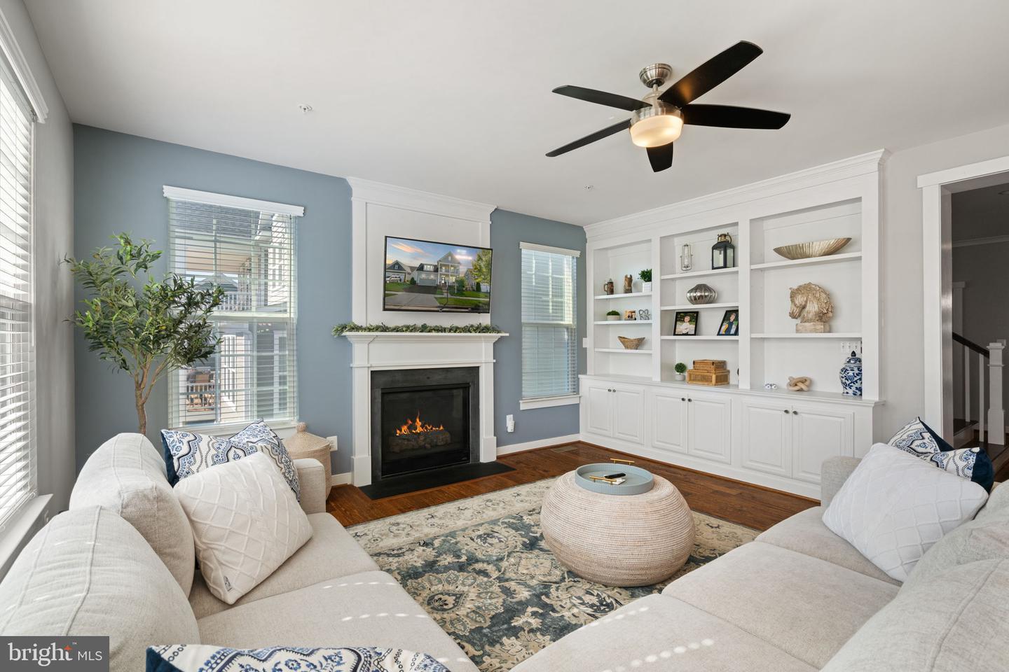 17412 SPRING CRESS DR, DUMFRIES, Virginia 22026, 5 Bedrooms Bedrooms, 11 Rooms Rooms,4 BathroomsBathrooms,Residential,For sale,17412 SPRING CRESS DR,VAPW2105534 MLS # VAPW2105534