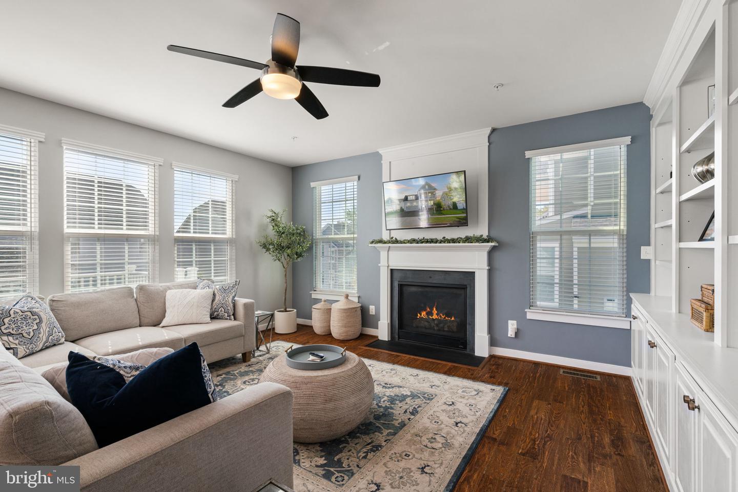 17412 SPRING CRESS DR, DUMFRIES, Virginia 22026, 5 Bedrooms Bedrooms, 11 Rooms Rooms,4 BathroomsBathrooms,Residential,For sale,17412 SPRING CRESS DR,VAPW2105534 MLS # VAPW2105534