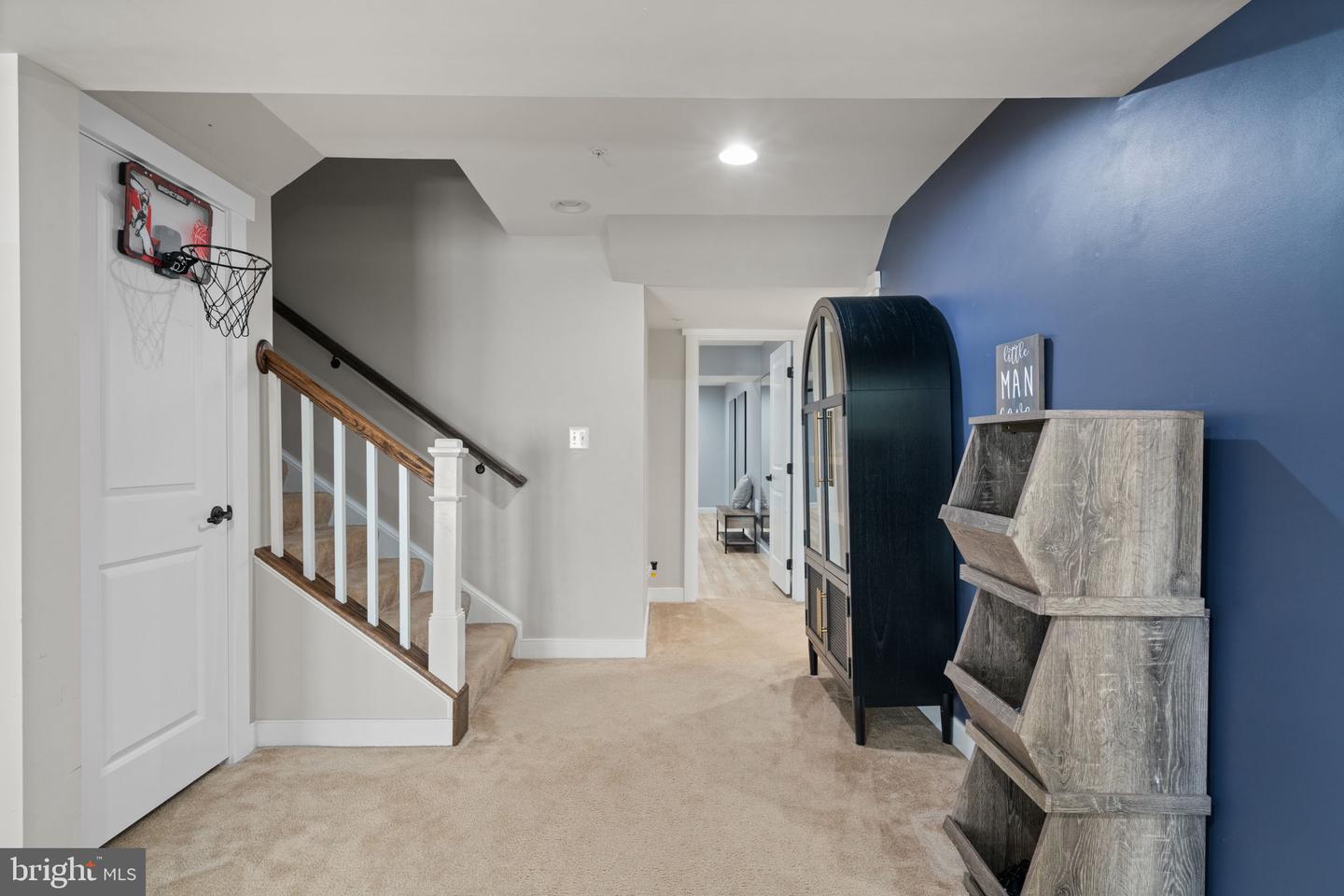 17412 SPRING CRESS DR, DUMFRIES, Virginia 22026, 5 Bedrooms Bedrooms, 11 Rooms Rooms,4 BathroomsBathrooms,Residential,For sale,17412 SPRING CRESS DR,VAPW2105534 MLS # VAPW2105534