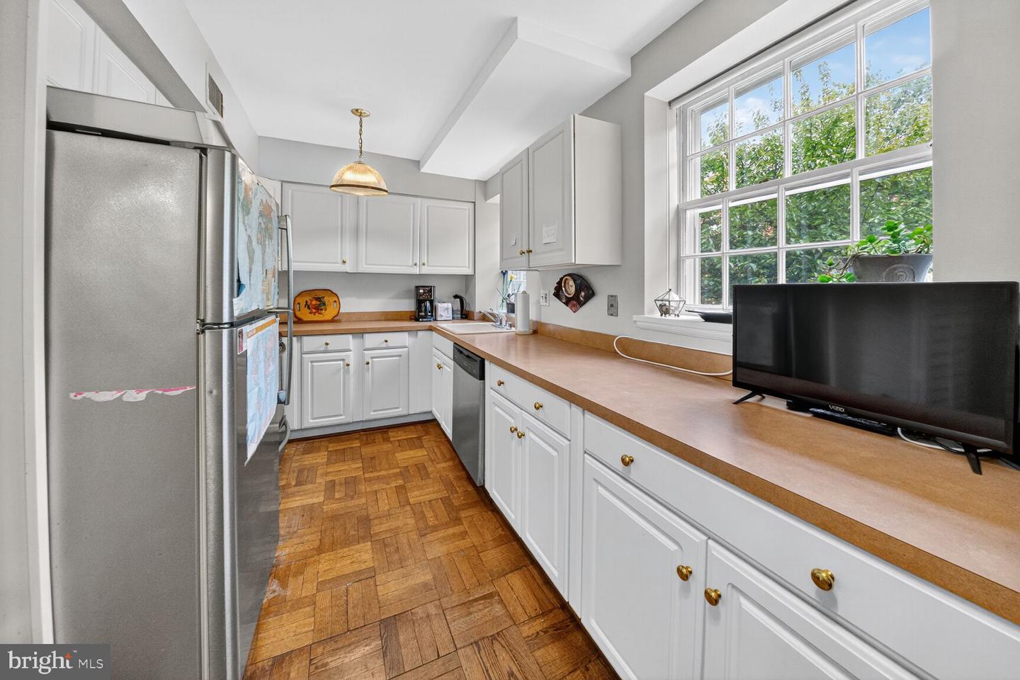 3631 39TH ST NW #A313, WASHINGTON, District Of Columbia 20016, 4 Bedrooms Bedrooms, 9 Rooms Rooms,2 BathroomsBathrooms,Residential,For sale,3631 39TH ST NW #A313,DCDC2225906 MLS # DCDC2225906