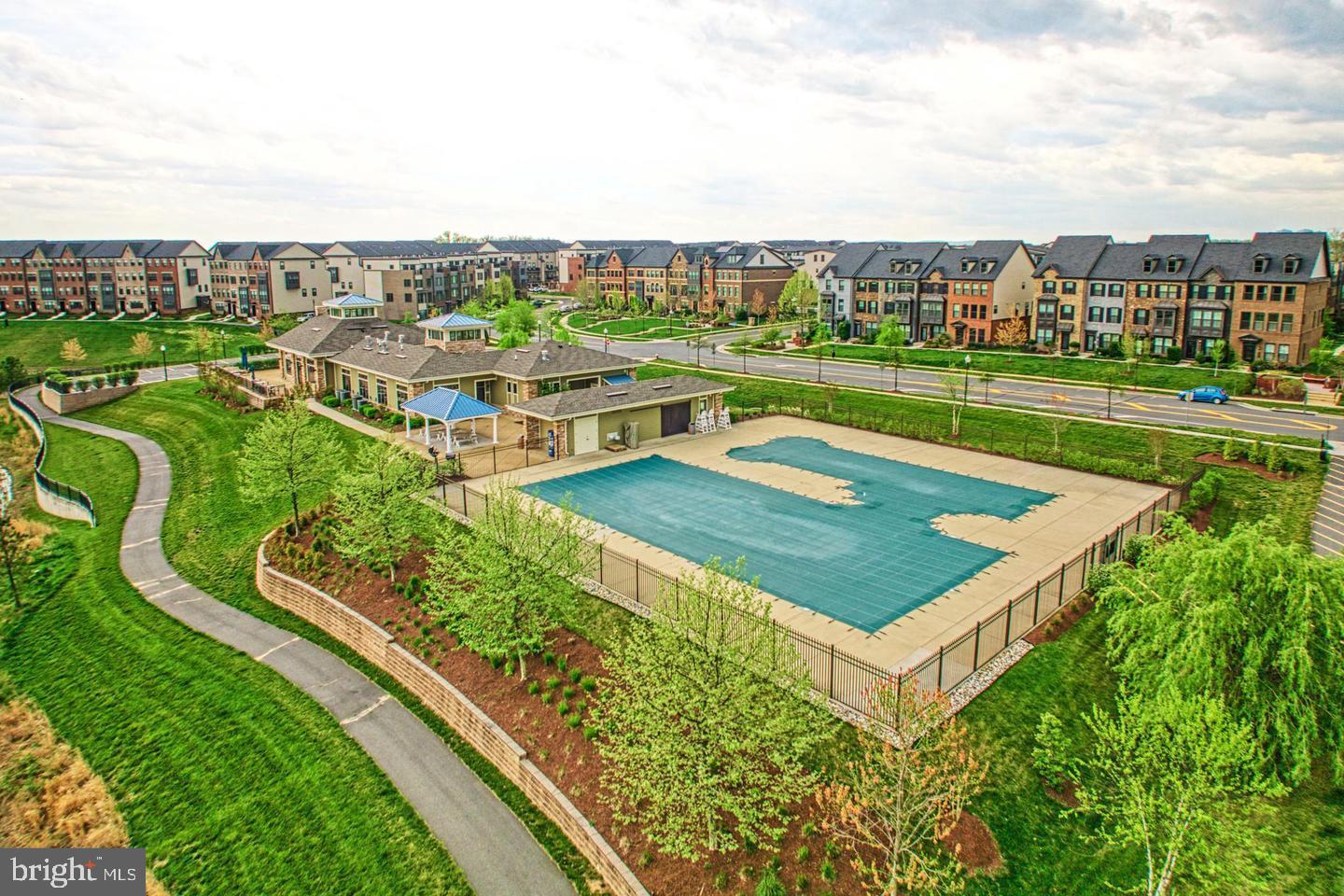 43141 CLARENDON SQ, ASHBURN, Virginia 20148, 4 Bedrooms Bedrooms, ,3 BathroomsBathrooms,Residential,For sale,43141 CLARENDON SQ,VALO2108402 MLS # VALO2108402