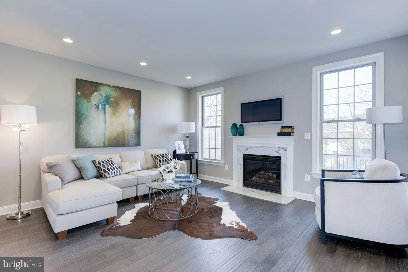 43141 CLARENDON SQ, ASHBURN, Virginia 20148, 4 Bedrooms Bedrooms, ,3 BathroomsBathrooms,Residential,For sale,43141 CLARENDON SQ,VALO2108402 MLS # VALO2108402