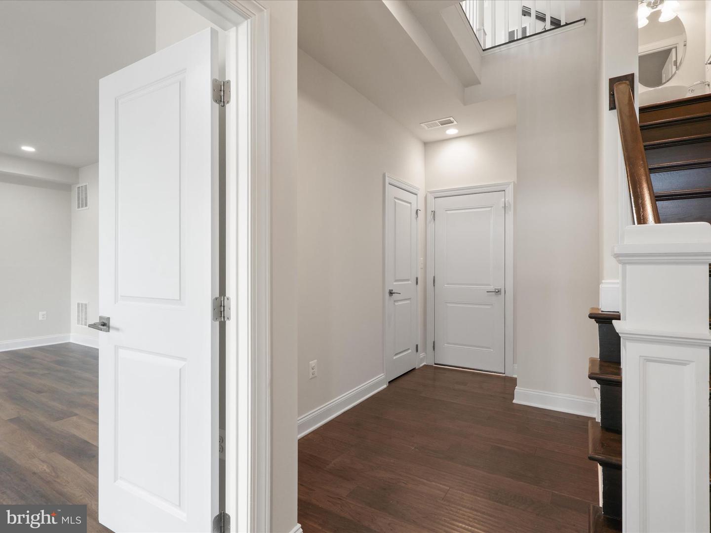43141 CLARENDON SQ, ASHBURN, Virginia 20148, 4 Bedrooms Bedrooms, ,3 BathroomsBathrooms,Residential,For sale,43141 CLARENDON SQ,VALO2108402 MLS # VALO2108402