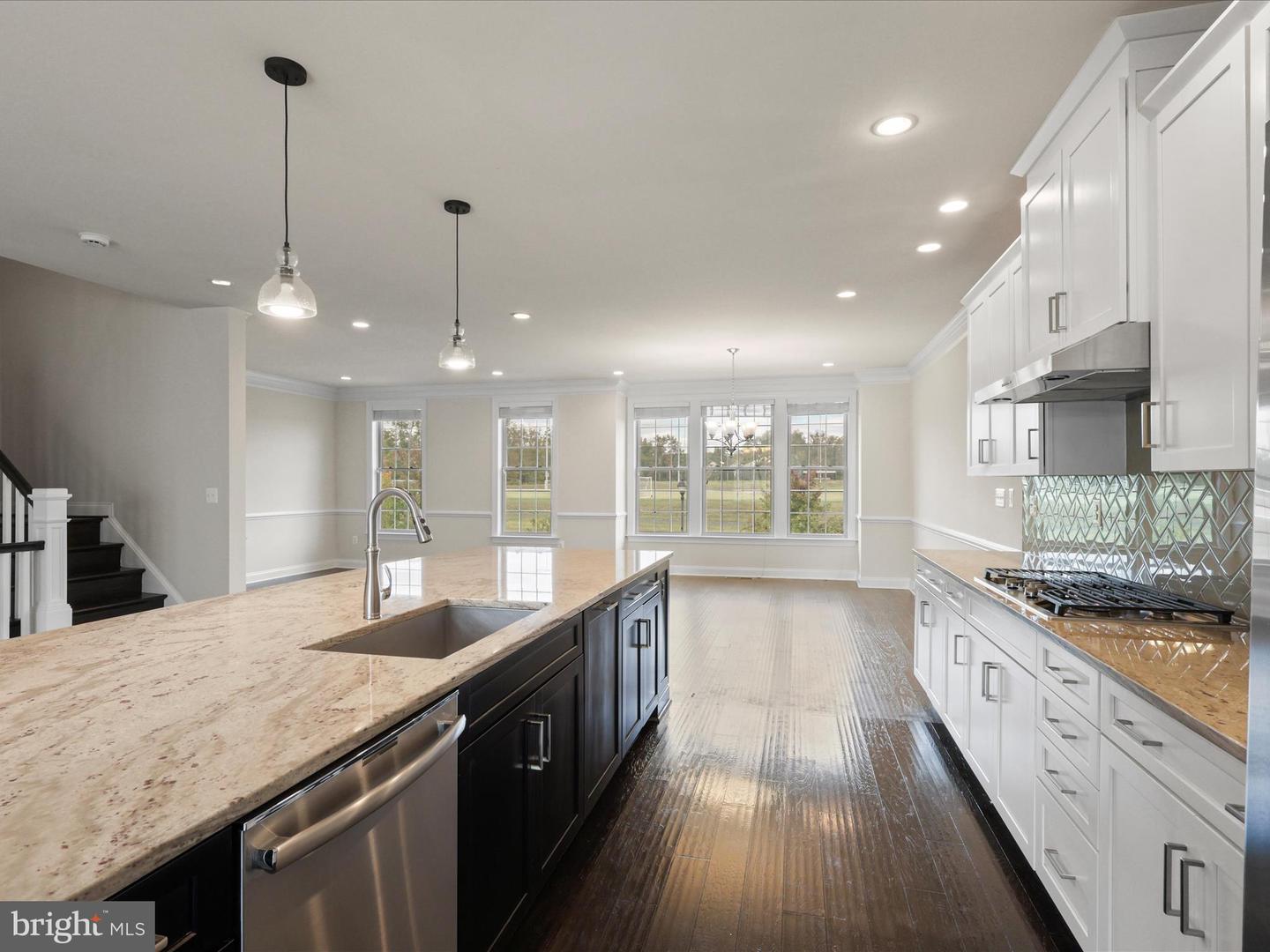 43141 CLARENDON SQ, ASHBURN, Virginia 20148, 4 Bedrooms Bedrooms, ,3 BathroomsBathrooms,Residential,For sale,43141 CLARENDON SQ,VALO2108402 MLS # VALO2108402