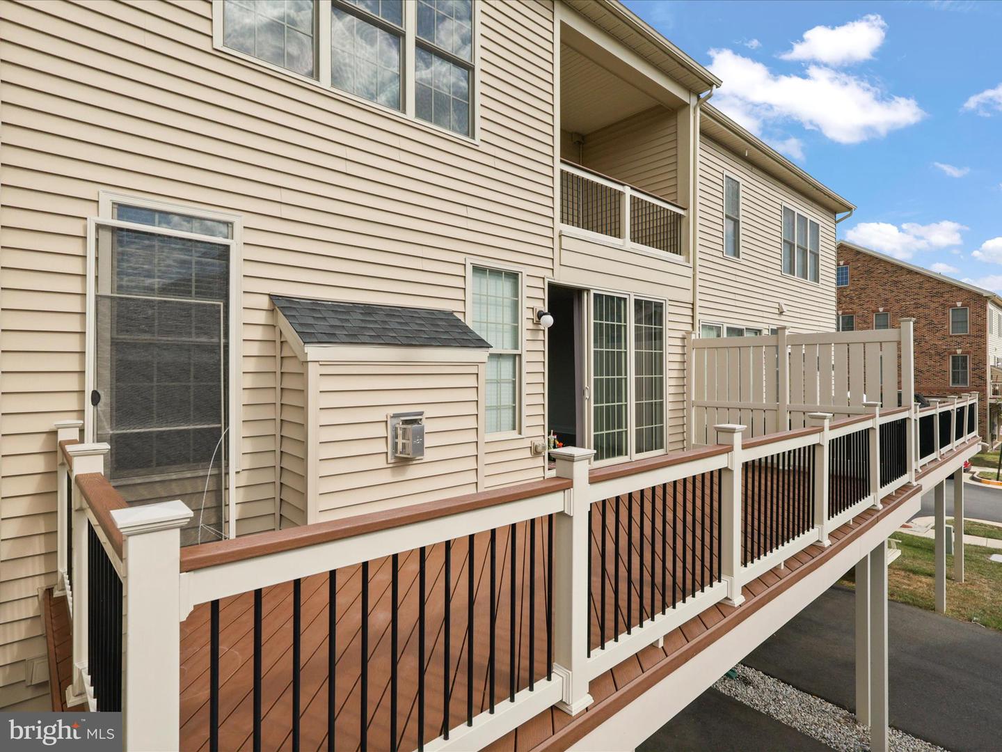 43141 CLARENDON SQ, ASHBURN, Virginia 20148, 4 Bedrooms Bedrooms, ,3 BathroomsBathrooms,Residential,For sale,43141 CLARENDON SQ,VALO2108402 MLS # VALO2108402