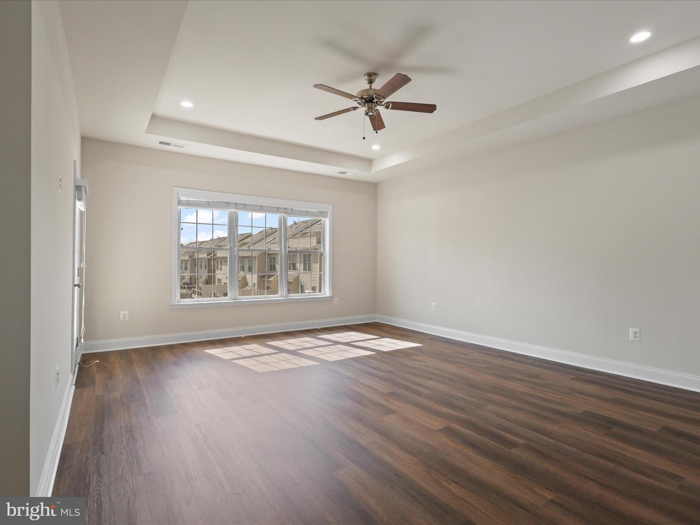 43141 CLARENDON SQ, ASHBURN, Virginia 20148, 4 Bedrooms Bedrooms, ,3 BathroomsBathrooms,Residential,For sale,43141 CLARENDON SQ,VALO2108402 MLS # VALO2108402