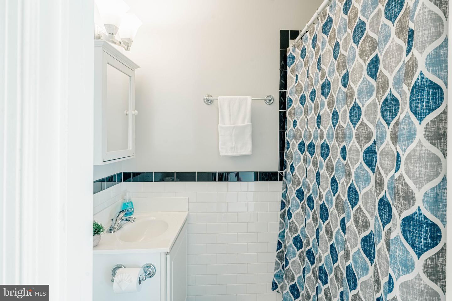 1805 WILLIAM ST #209C, FREDERICKSBURG, Virginia 22401, 1 Bedroom Bedrooms, ,1 BathroomBathrooms,Residential,For sale,1805 WILLIAM ST #209C,VAFB2009082 MLS # VAFB2009082