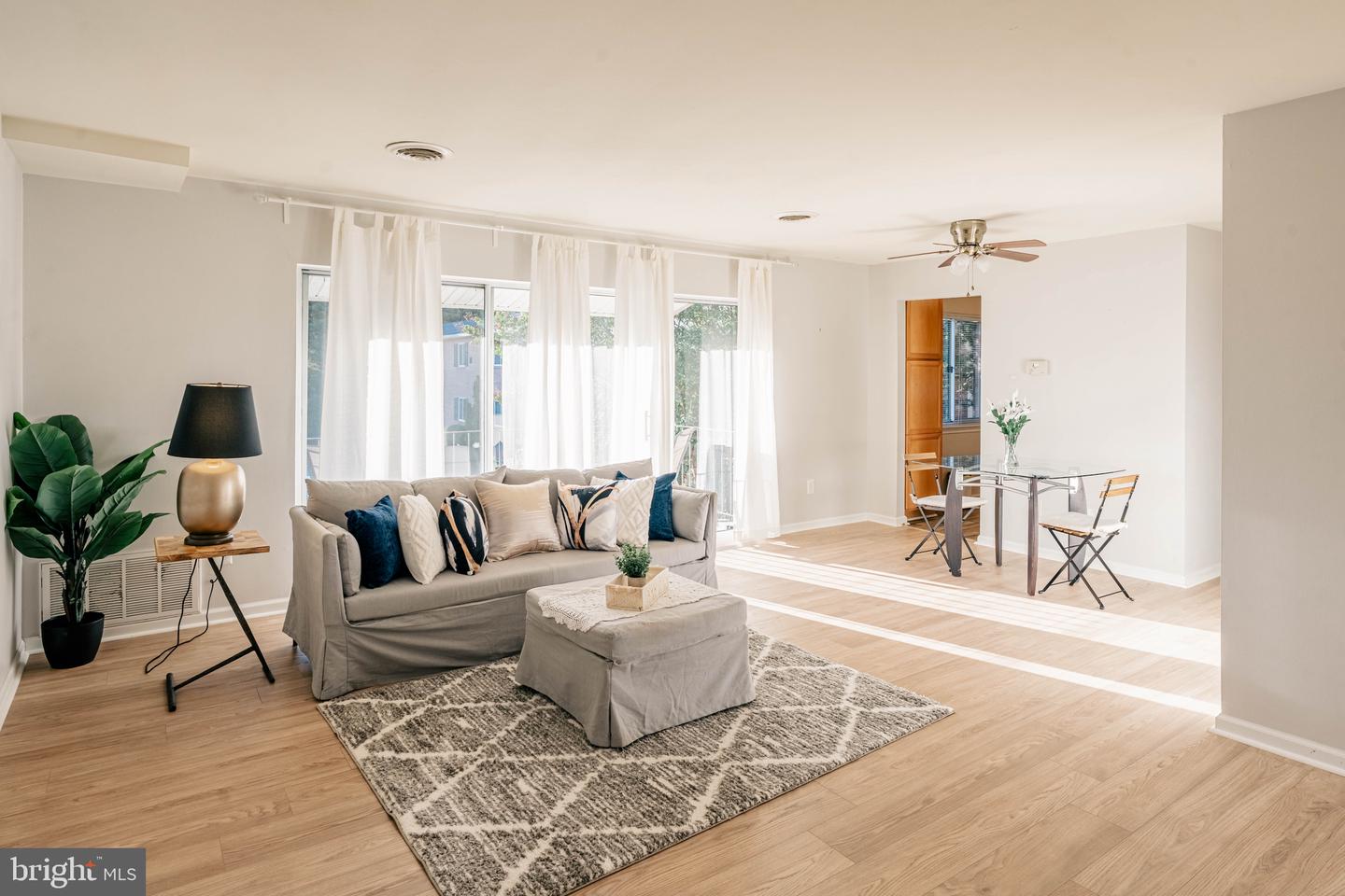 1805 WILLIAM ST #209C, FREDERICKSBURG, Virginia 22401, 1 Bedroom Bedrooms, ,1 BathroomBathrooms,Residential,For sale,1805 WILLIAM ST #209C,VAFB2009082 MLS # VAFB2009082