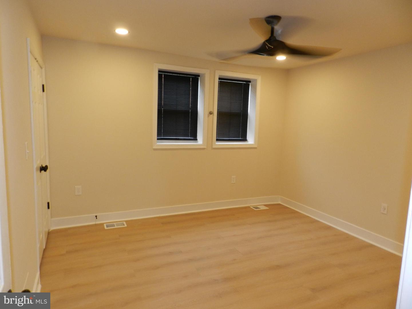 4325 HALLEY TER SE #101, WASHINGTON, District Of Columbia 20032, 2 Bedrooms Bedrooms, ,2 BathroomsBathrooms,Residential,For sale,4325 HALLEY TER SE #101,DCDC2226010 MLS # DCDC2226010