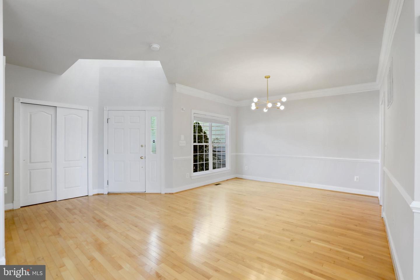 19883 NAPLES LAKES TER, ASHBURN, Virginia 20147, 4 Bedrooms Bedrooms, ,3 BathroomsBathrooms,Residential,For sale,19883 NAPLES LAKES TER,VALO2108504 MLS # VALO2108504