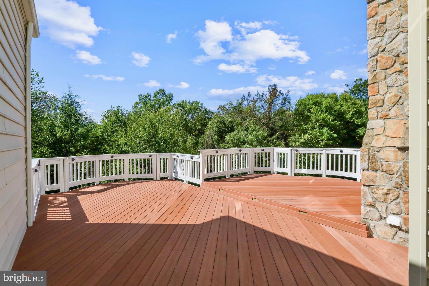 19883 NAPLES LAKES TER, ASHBURN, Virginia 20147, 4 Bedrooms Bedrooms, ,3 BathroomsBathrooms,Residential,For sale,19883 NAPLES LAKES TER,VALO2108504 MLS # VALO2108504