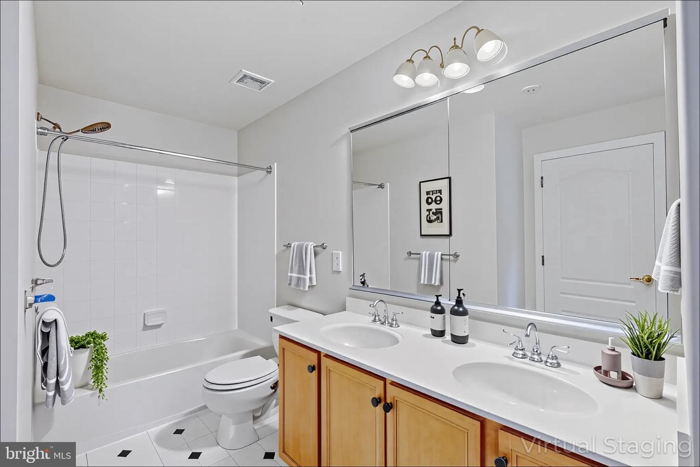 19883 NAPLES LAKES TER, ASHBURN, Virginia 20147, 4 Bedrooms Bedrooms, ,3 BathroomsBathrooms,Residential,For sale,19883 NAPLES LAKES TER,VALO2108504 MLS # VALO2108504
