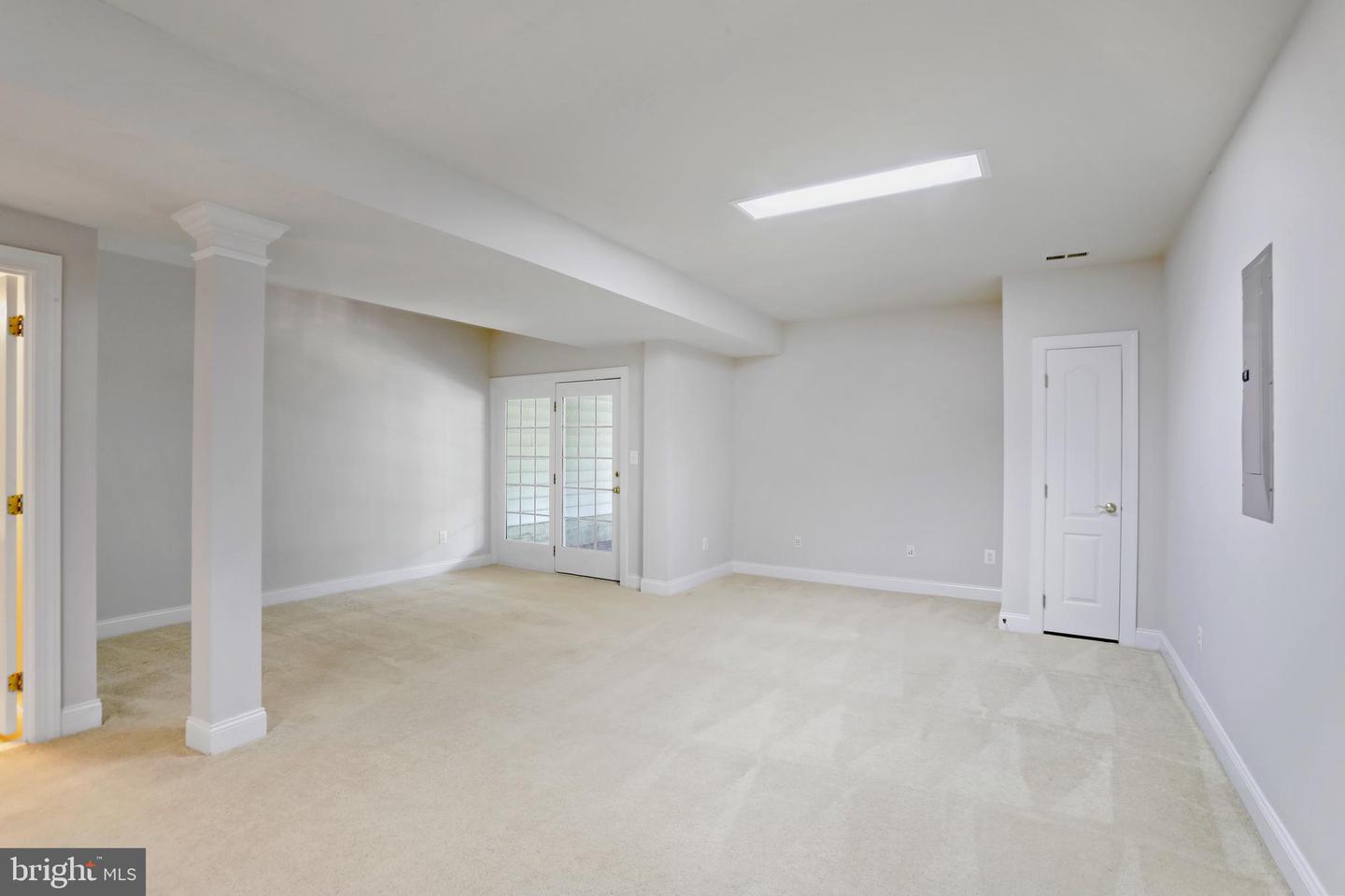 19883 NAPLES LAKES TER, ASHBURN, Virginia 20147, 4 Bedrooms Bedrooms, ,3 BathroomsBathrooms,Residential,For sale,19883 NAPLES LAKES TER,VALO2108504 MLS # VALO2108504