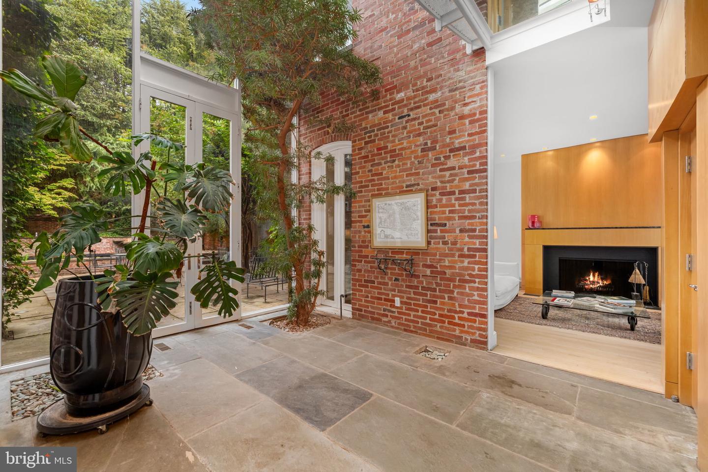 2813 Q ST NW, WASHINGTON, District Of Columbia 20007, 3 Bedrooms Bedrooms, 11 Rooms Rooms,3 BathroomsBathrooms,Residential,For sale,2813 Q ST NW,DCDC2226206 MLS # DCDC2226206