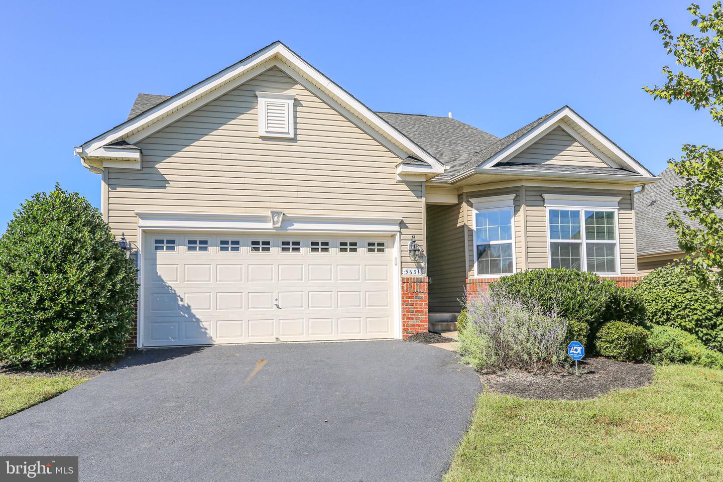 5631 CEDAR MOUNTAIN CT, FREDERICKSBURG, Virginia 22407, 3 Bedrooms Bedrooms, 9 Rooms Rooms,2 BathroomsBathrooms,Residential,For sale,5631 CEDAR MOUNTAIN CT,VASP2036798 MLS # VASP2036798