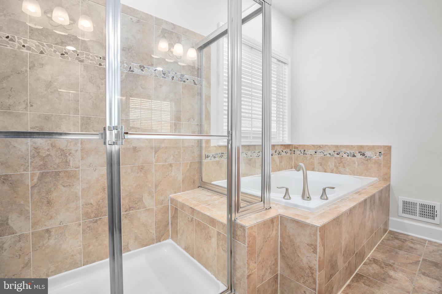 5631 CEDAR MOUNTAIN CT, FREDERICKSBURG, Virginia 22407, 3 Bedrooms Bedrooms, 9 Rooms Rooms,2 BathroomsBathrooms,Residential,For sale,5631 CEDAR MOUNTAIN CT,VASP2036798 MLS # VASP2036798