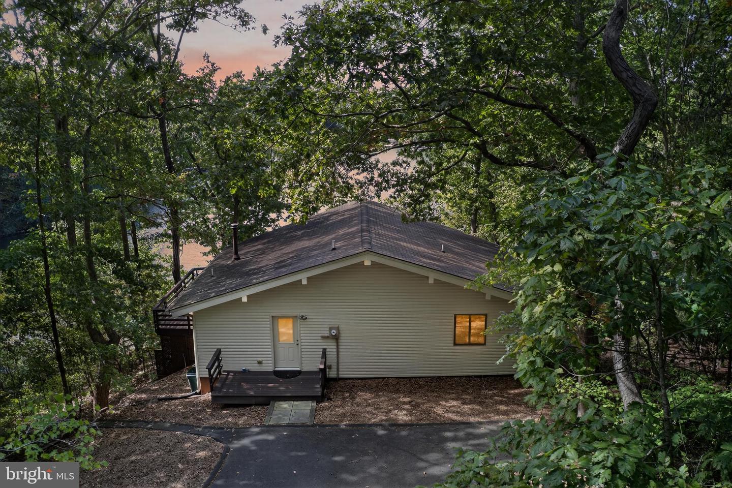 373 HEMLOCK LN, MINERAL, Virginia 23117, 2 Bedrooms Bedrooms, ,2 BathroomsBathrooms,Residential,For sale,373 HEMLOCK LN,VALA2008706 MLS # VALA2008706