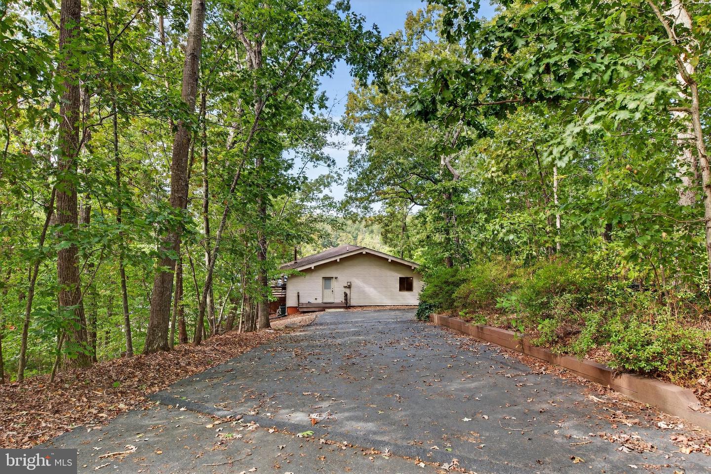373 HEMLOCK LN, MINERAL, Virginia 23117, 2 Bedrooms Bedrooms, ,2 BathroomsBathrooms,Residential,For sale,373 HEMLOCK LN,VALA2008706 MLS # VALA2008706