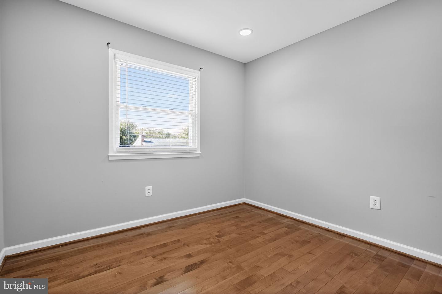 4736 KIRKDALE DR, WOODBRIDGE, Virginia 22193, 4 Bedrooms Bedrooms, ,3 BathroomsBathrooms,Residential,For sale,4736 KIRKDALE DR,VAPW2105692 MLS # VAPW2105692