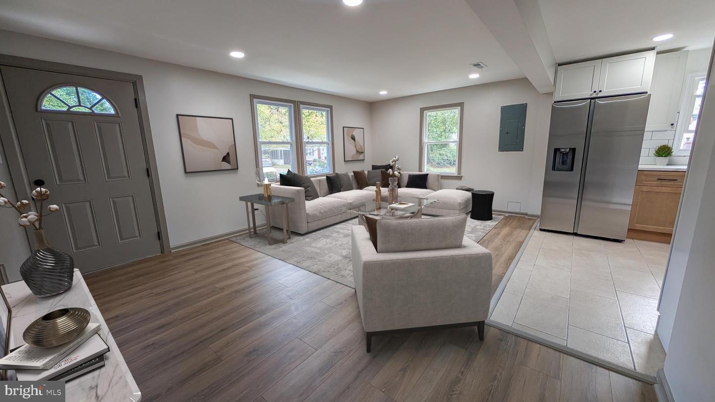 2834 BOLLING RD, FALLS CHURCH, Virginia 22042, 4 Bedrooms Bedrooms, ,2 BathroomsBathrooms,Residential,For sale,2834 BOLLING RD,VAFX2273590 MLS # VAFX2273590