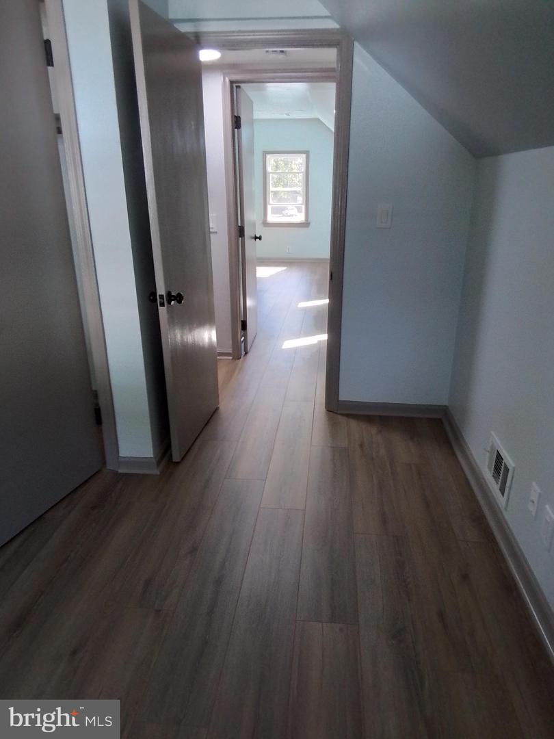 2834 BOLLING RD, FALLS CHURCH, Virginia 22042, 4 Bedrooms Bedrooms, ,2 BathroomsBathrooms,Residential,For sale,2834 BOLLING RD,VAFX2273590 MLS # VAFX2273590