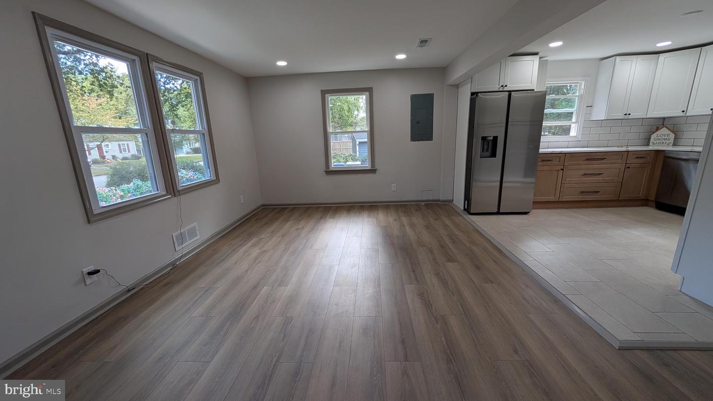 2834 BOLLING RD, FALLS CHURCH, Virginia 22042, 4 Bedrooms Bedrooms, ,2 BathroomsBathrooms,Residential,For sale,2834 BOLLING RD,VAFX2273590 MLS # VAFX2273590