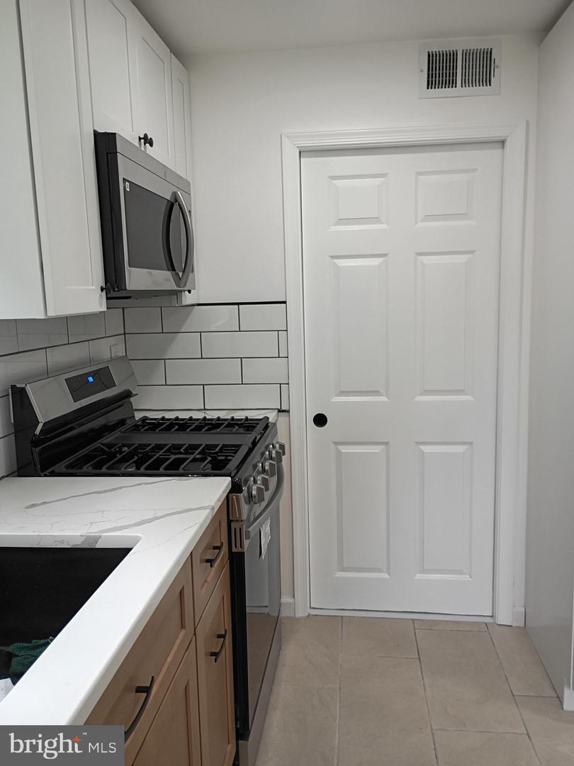 2834 BOLLING RD, FALLS CHURCH, Virginia 22042, 4 Bedrooms Bedrooms, ,2 BathroomsBathrooms,Residential,For sale,2834 BOLLING RD,VAFX2273590 MLS # VAFX2273590
