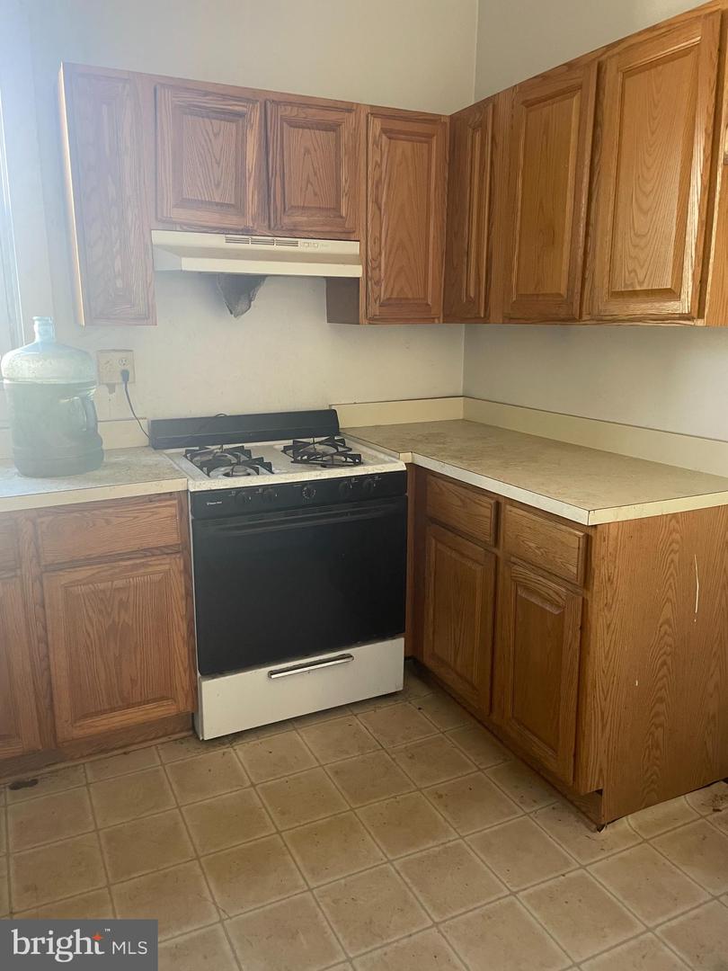 2622 RHODE ISLAND AVE NE, WASHINGTON, District Of Columbia 20018, 3 Bedrooms Bedrooms, ,1 BathroomBathrooms,Residential,For sale,2622 RHODE ISLAND AVE NE,DCDC2226368 MLS # DCDC2226368