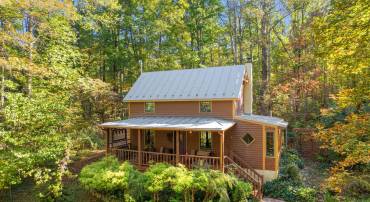 270 SEVEN PONDS RD, AMISSVILLE, Virginia 20106, 3 Bedrooms Bedrooms, ,1 BathroomBathrooms,Residential,For sale,270 SEVEN PONDS RD,VARP2002320 MLS # VARP2002320