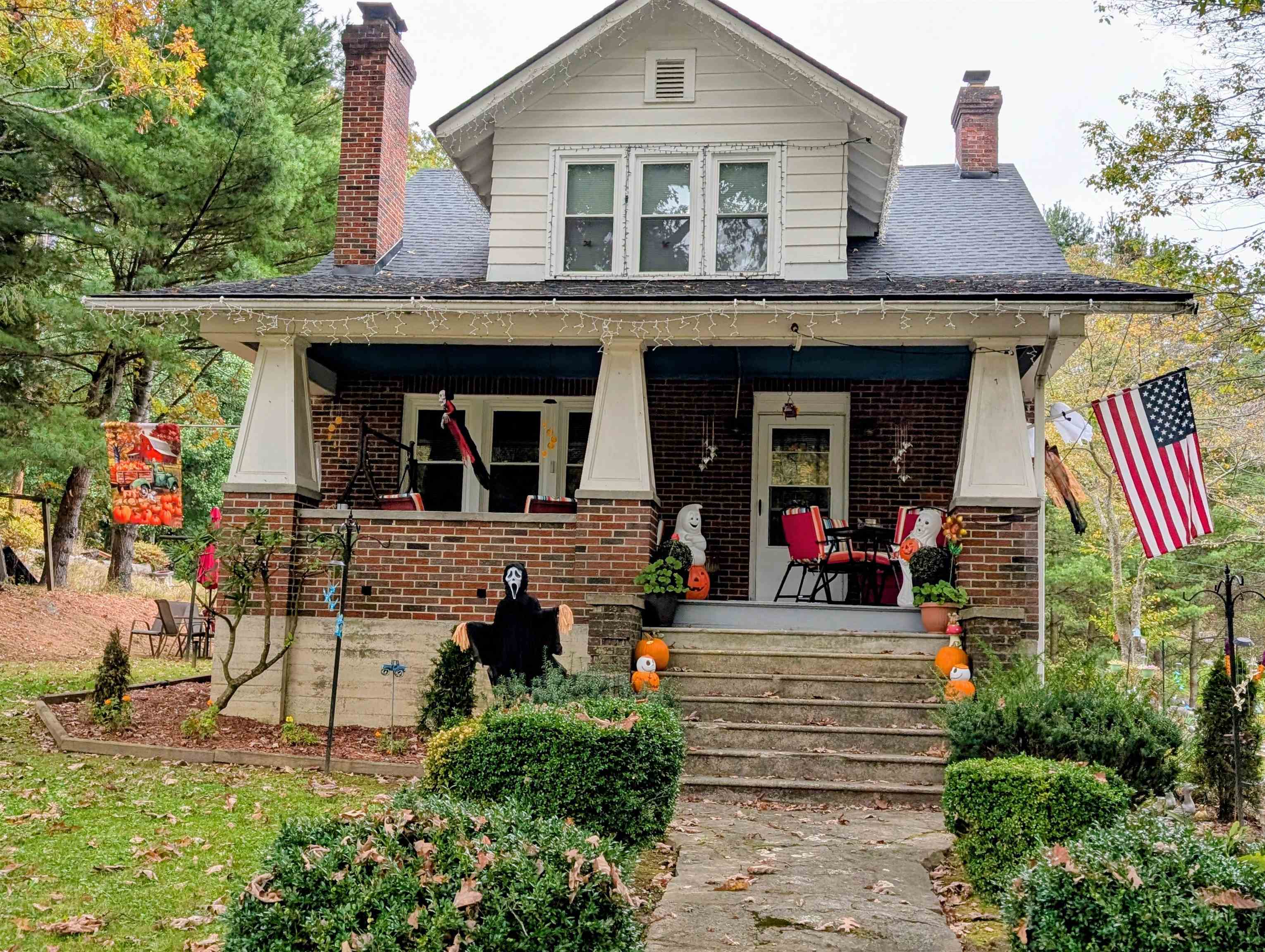 45 METHODIST CHURCH LN, HOT SPRINGS, Virginia 24445, 3 Bedrooms Bedrooms, ,2 BathroomsBathrooms,Residential,Walton,45 METHODIST CHURCH LN,670010 MLS # 670010