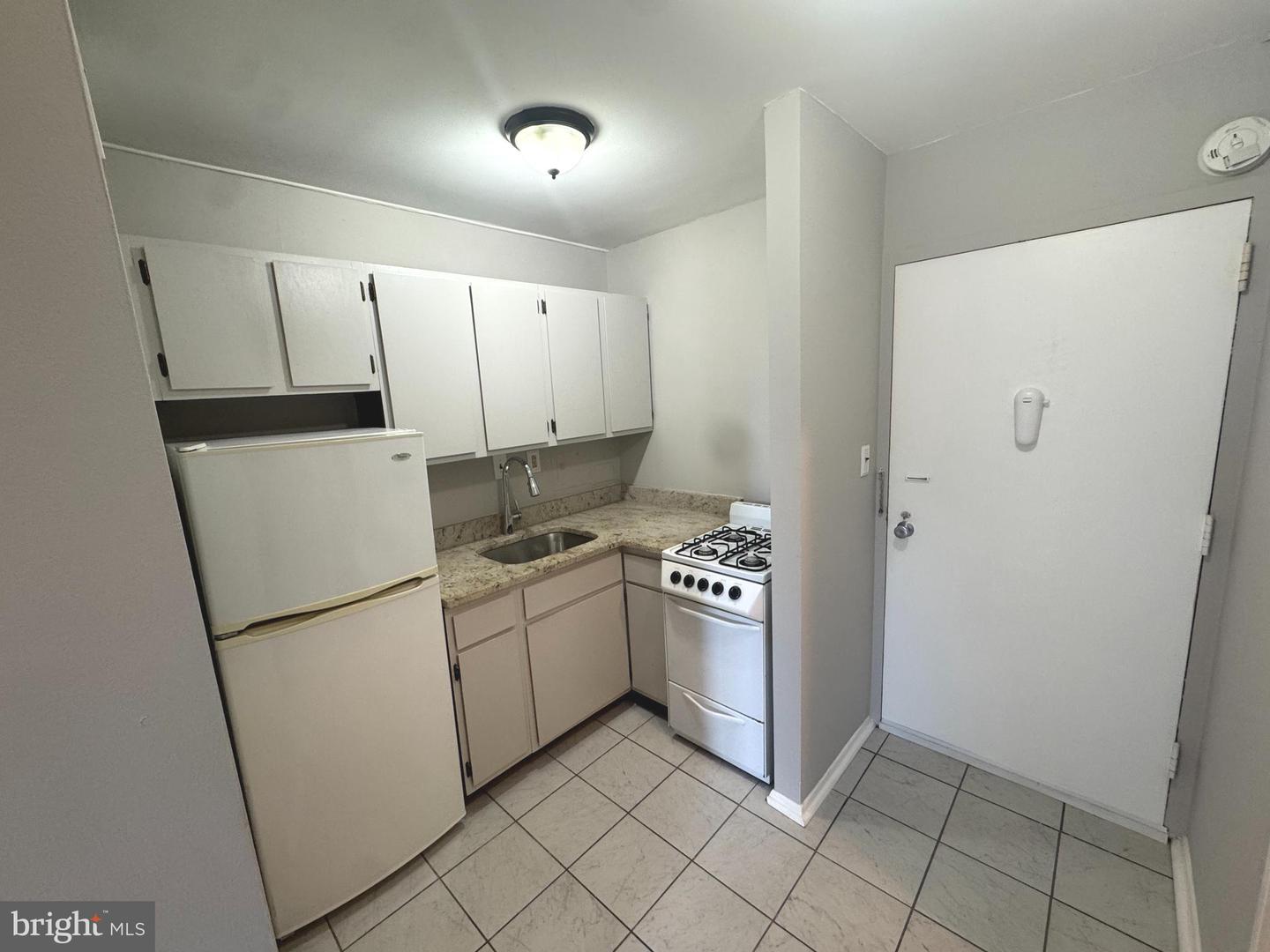 801 N PITT ST #401, ALEXANDRIA, Virginia 22314, ,1 BathroomBathrooms,Residential,For sale,801 N PITT ST #401,VAAX2050702 MLS # VAAX2050702