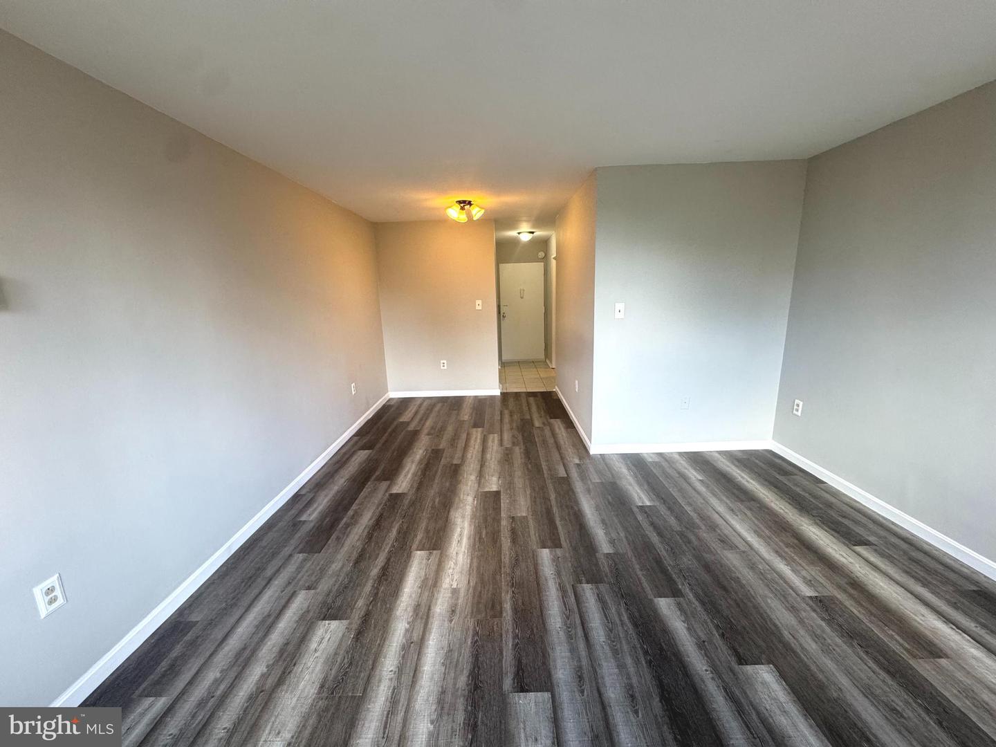 801 N PITT ST #401, ALEXANDRIA, Virginia 22314, ,1 BathroomBathrooms,Residential,For sale,801 N PITT ST #401,VAAX2050702 MLS # VAAX2050702