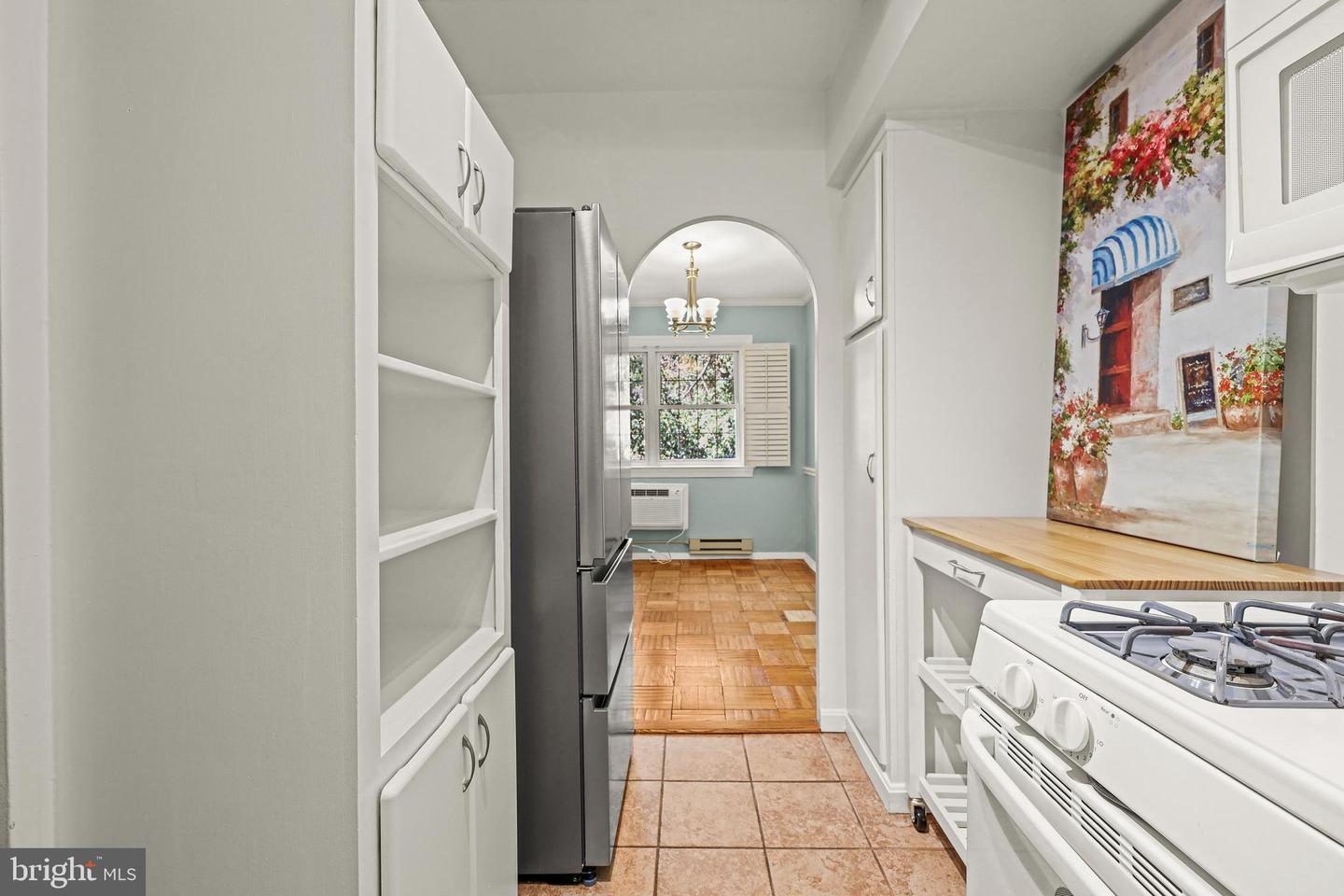3519 VALLEY DR, ALEXANDRIA, Virginia 22302, 2 Bedrooms Bedrooms, ,1 BathroomBathrooms,Residential,For sale,3519 VALLEY DR,VAAX2050700 MLS # VAAX2050700