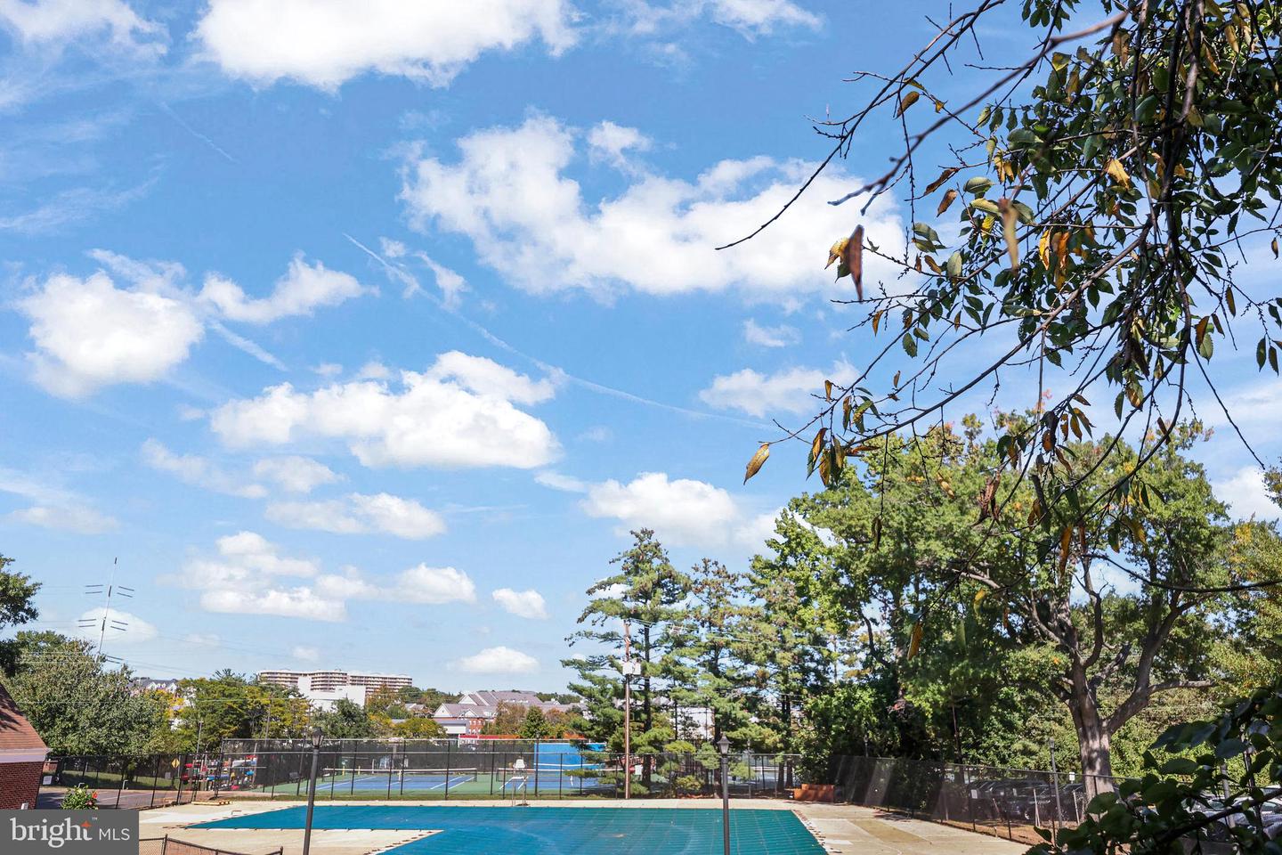 3519 VALLEY DR, ALEXANDRIA, Virginia 22302, 2 Bedrooms Bedrooms, ,1 BathroomBathrooms,Residential,For sale,3519 VALLEY DR,VAAX2050700 MLS # VAAX2050700