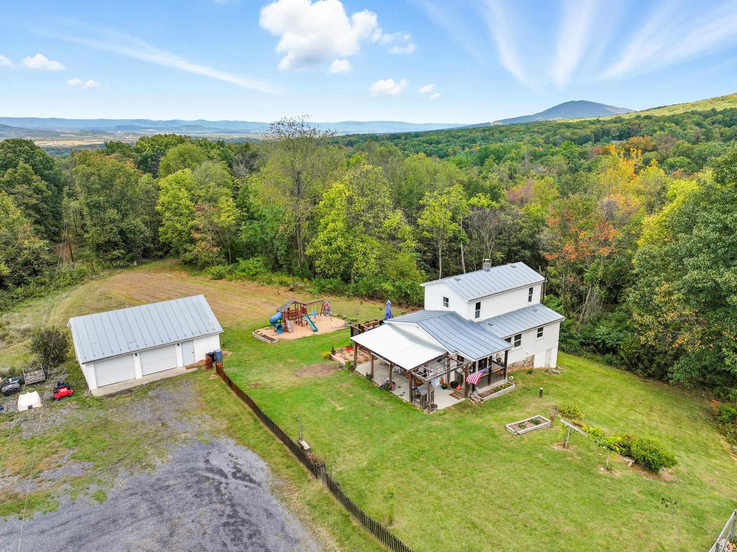 1855 E LEE HWY, NEW MARKET, Virginia 22844, 3 Bedrooms Bedrooms, ,3 BathroomsBathrooms,Residential,1855 E LEE HWY,670013 MLS # 670013