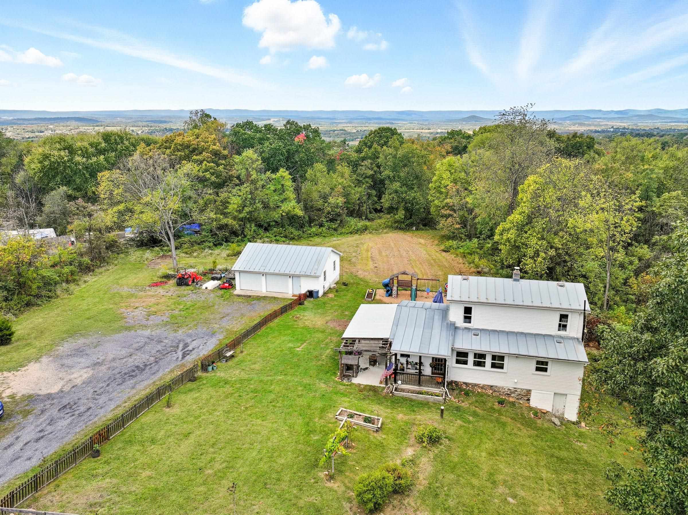 1855 E LEE HWY, NEW MARKET, Virginia 22844, 3 Bedrooms Bedrooms, ,3 BathroomsBathrooms,Residential,1855 E LEE HWY,670013 MLS # 670013