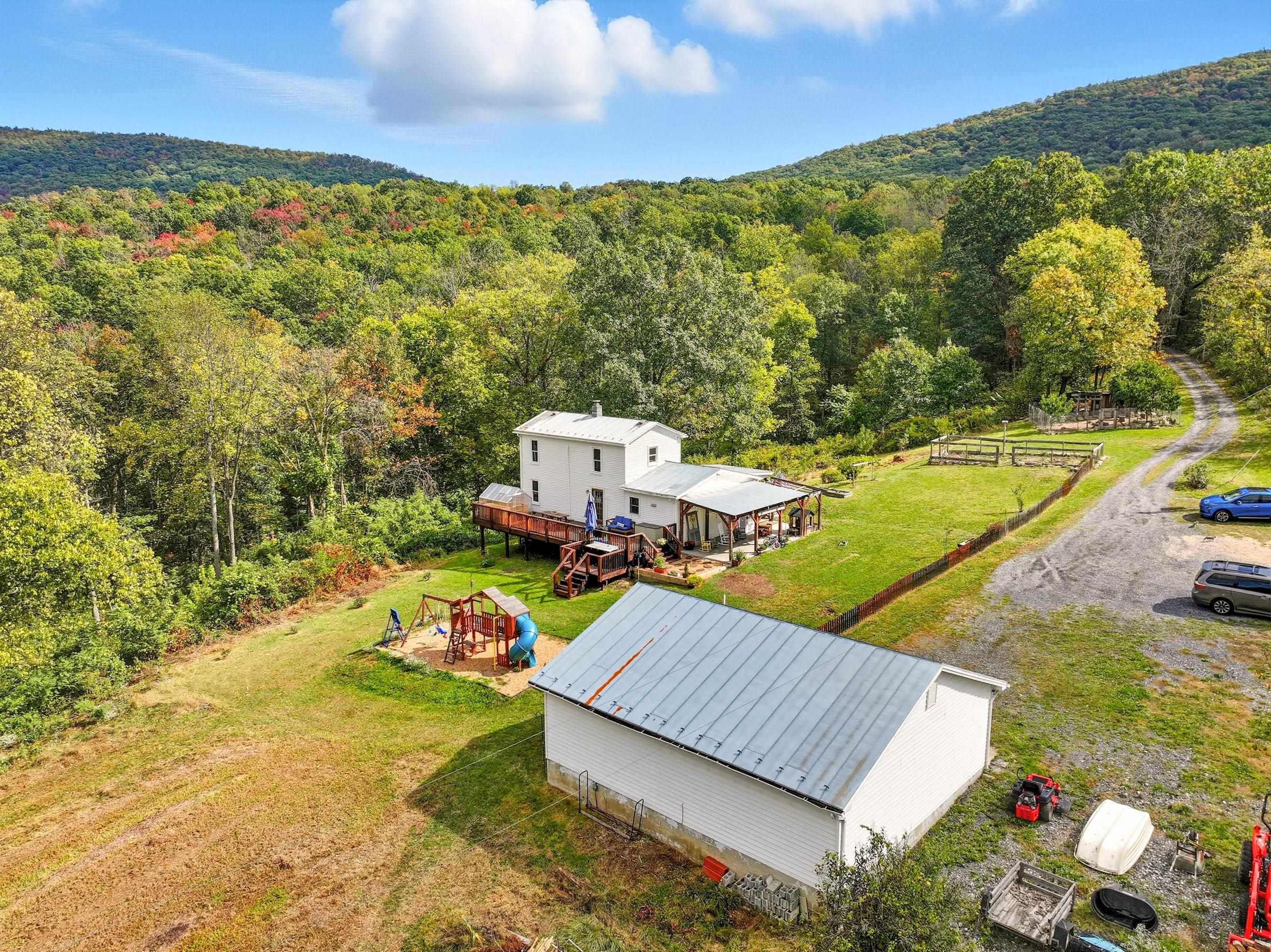 1855 E LEE HWY, NEW MARKET, Virginia 22844, 3 Bedrooms Bedrooms, ,3 BathroomsBathrooms,Residential,1855 E LEE HWY,670013 MLS # 670013