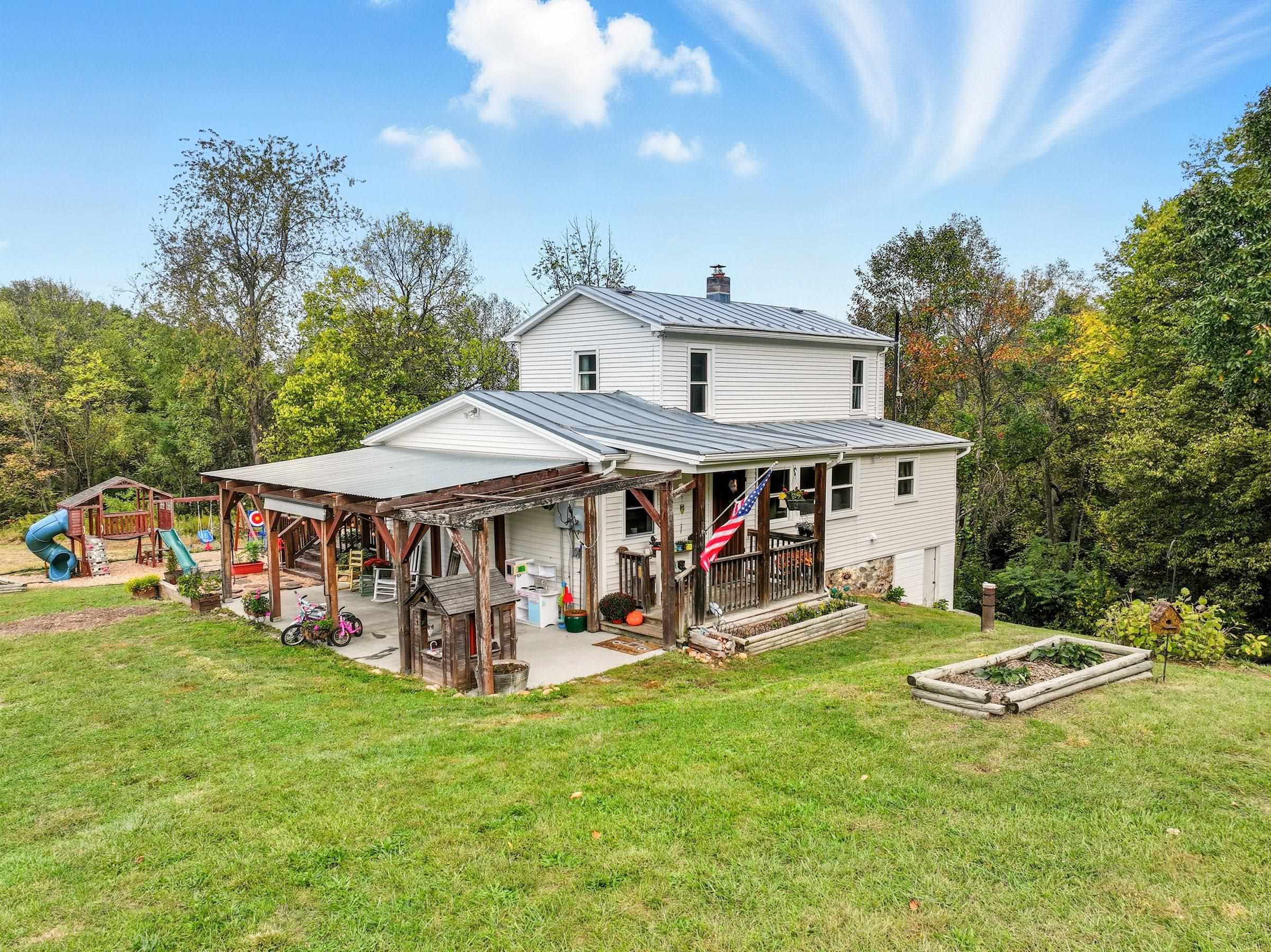 1855 E LEE HWY, NEW MARKET, Virginia 22844, 3 Bedrooms Bedrooms, ,3 BathroomsBathrooms,Residential,1855 E LEE HWY,670013 MLS # 670013