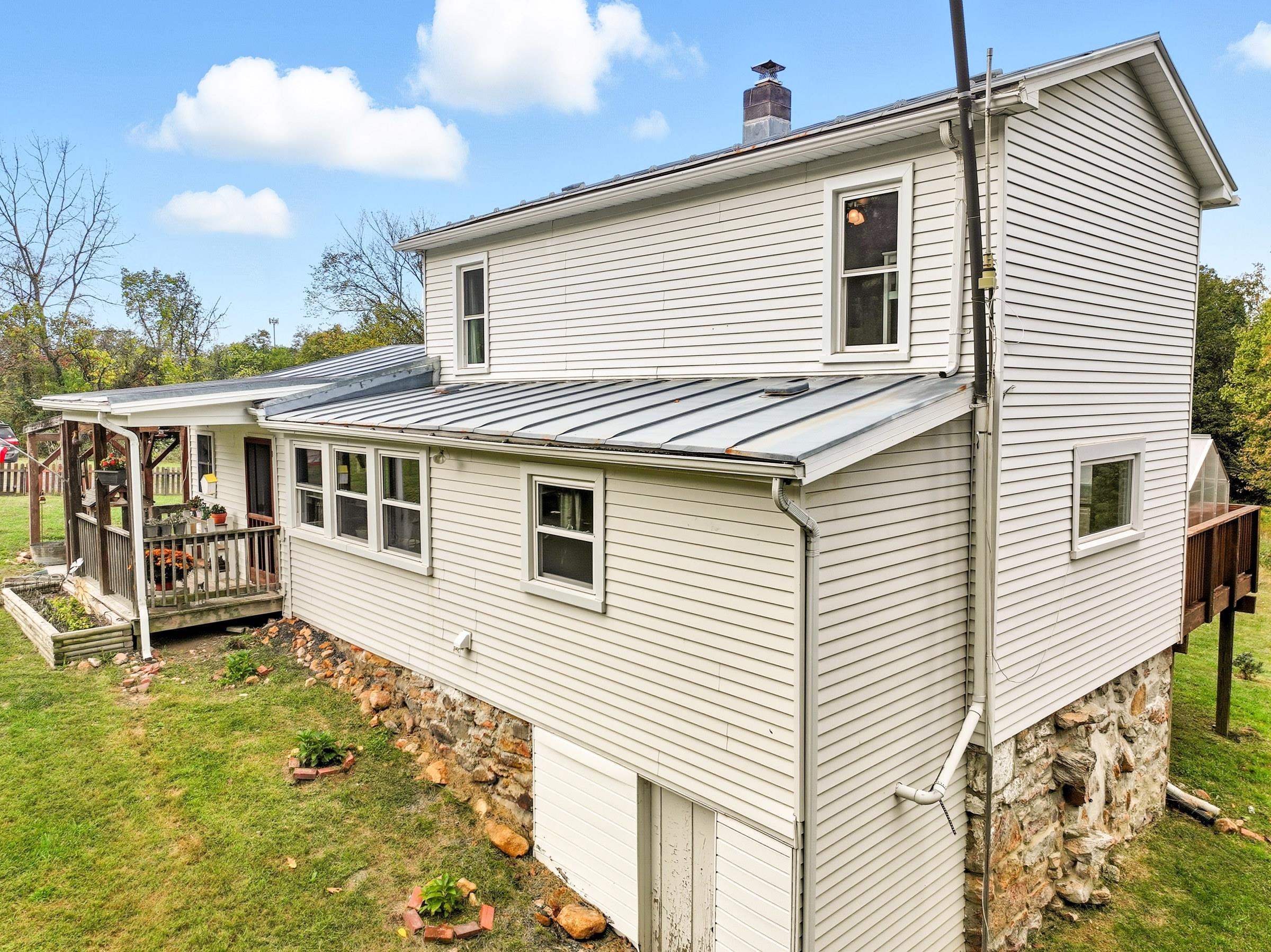 1855 E LEE HWY, NEW MARKET, Virginia 22844, 3 Bedrooms Bedrooms, ,3 BathroomsBathrooms,Residential,1855 E LEE HWY,670013 MLS # 670013