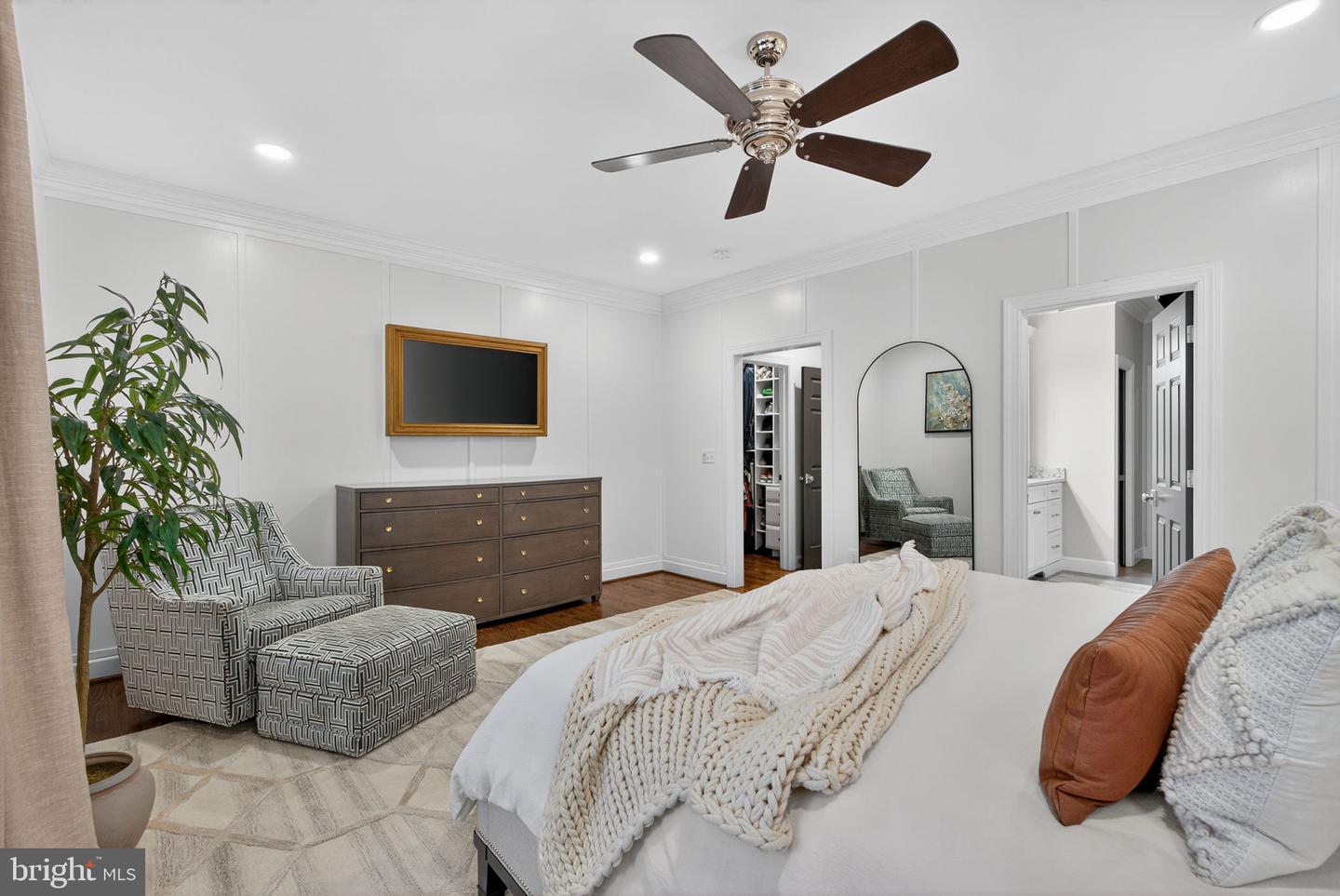 164 HIGHLAND, WILLIAMSBURG, Virginia 23188, 4 Bedrooms Bedrooms, 10 Rooms Rooms,3 BathroomsBathrooms,Residential,For sale,164 HIGHLAND,VAJC2000540 MLS # VAJC2000540