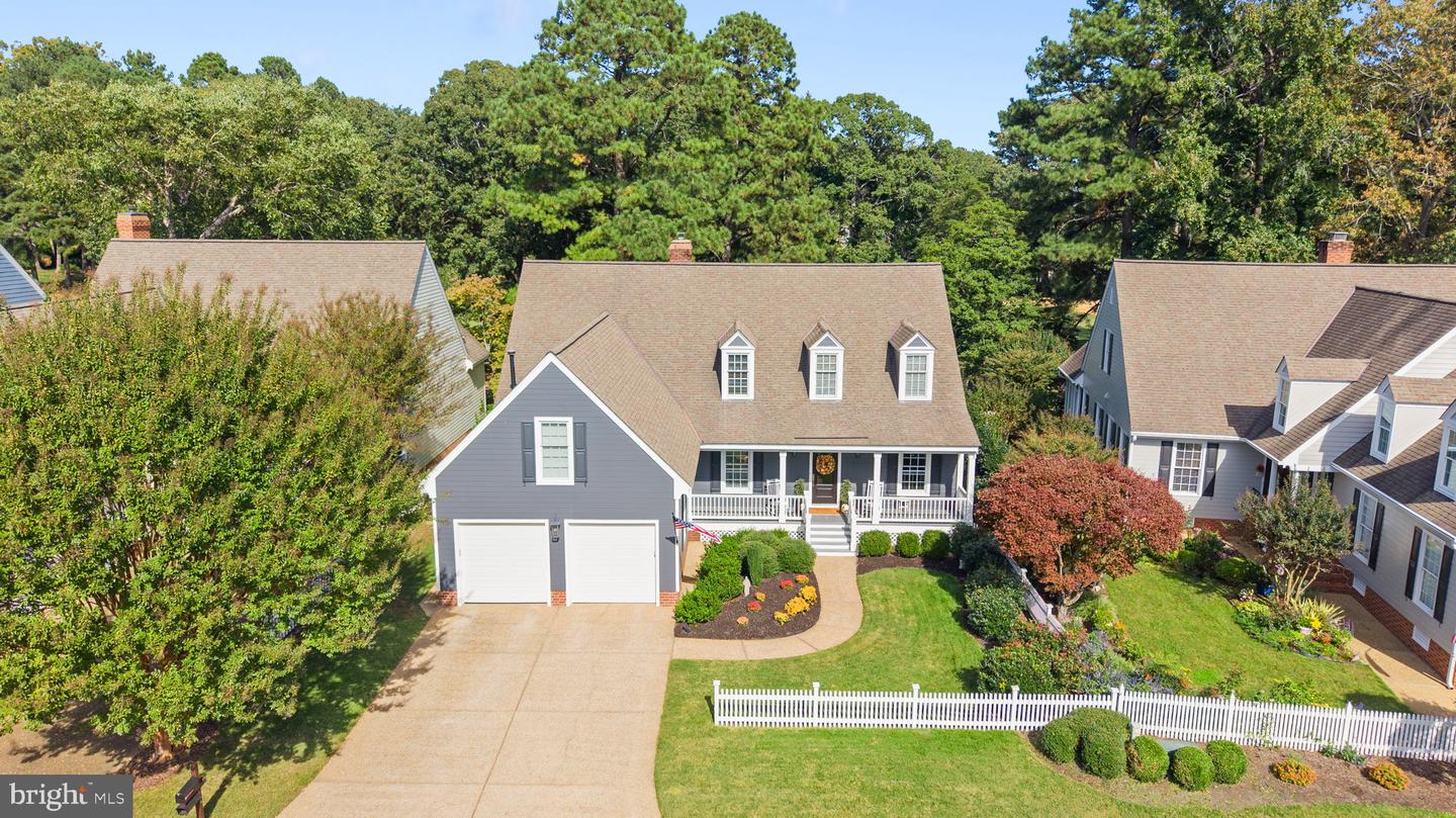 164 HIGHLAND, WILLIAMSBURG, Virginia 23188, 4 Bedrooms Bedrooms, 10 Rooms Rooms,3 BathroomsBathrooms,Residential,For sale,164 HIGHLAND,VAJC2000540 MLS # VAJC2000540