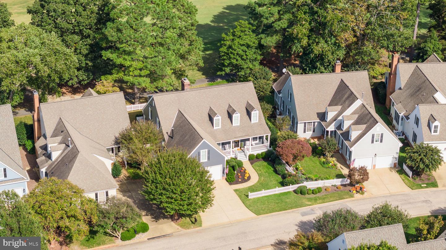164 HIGHLAND, WILLIAMSBURG, Virginia 23188, 4 Bedrooms Bedrooms, 10 Rooms Rooms,3 BathroomsBathrooms,Residential,For sale,164 HIGHLAND,VAJC2000540 MLS # VAJC2000540
