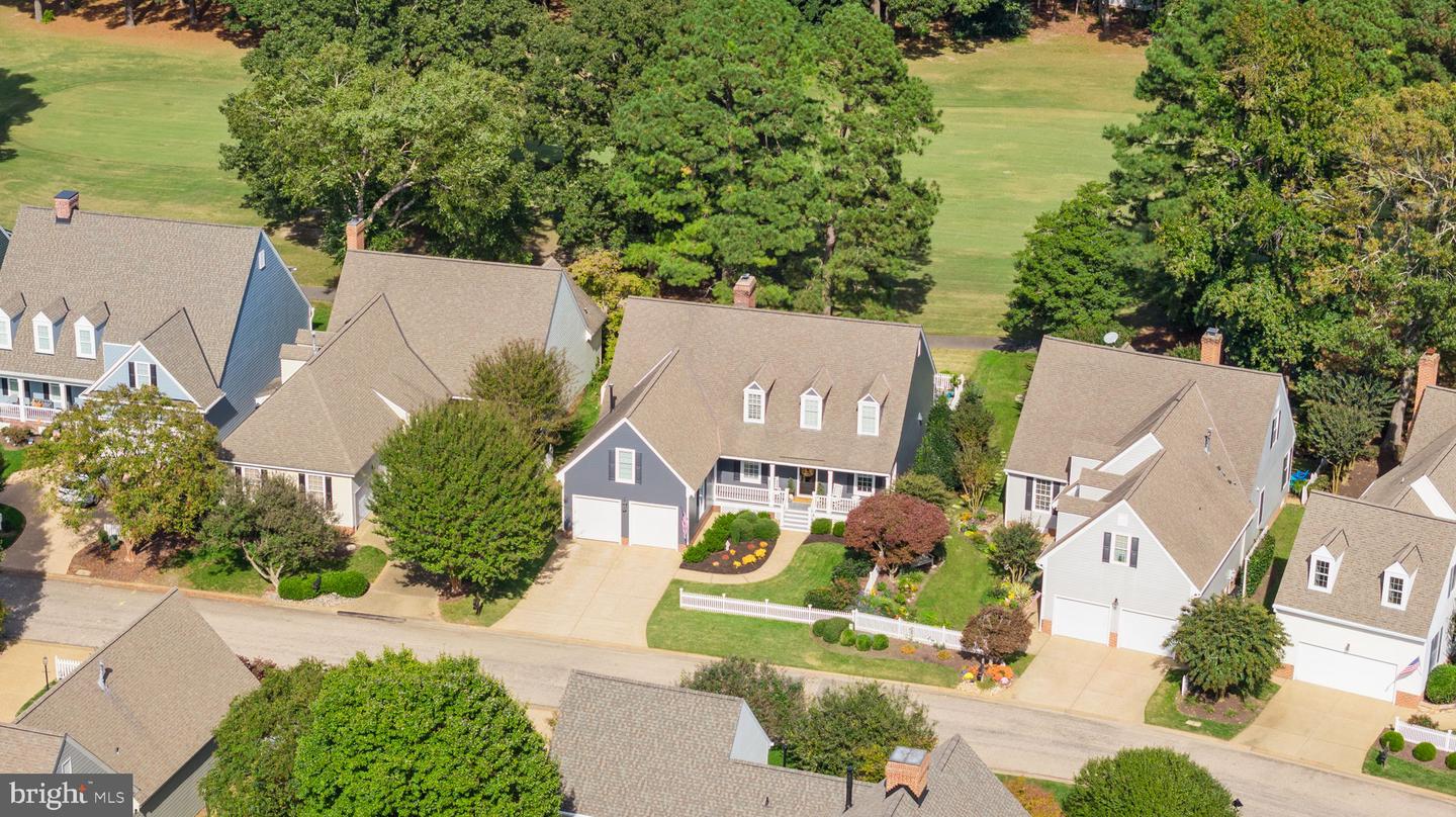 164 HIGHLAND, WILLIAMSBURG, Virginia 23188, 4 Bedrooms Bedrooms, 10 Rooms Rooms,3 BathroomsBathrooms,Residential,For sale,164 HIGHLAND,VAJC2000540 MLS # VAJC2000540