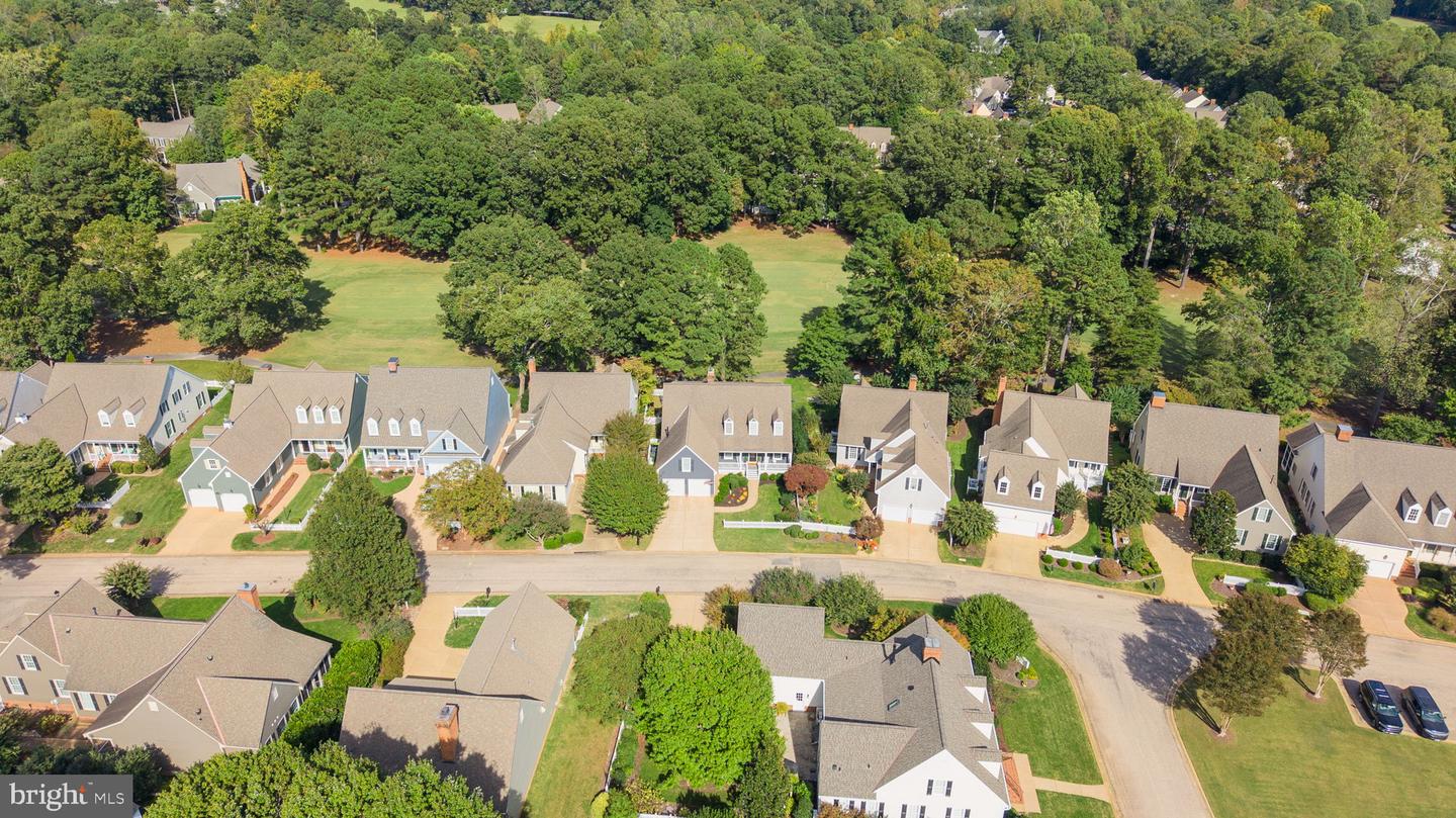 164 HIGHLAND, WILLIAMSBURG, Virginia 23188, 4 Bedrooms Bedrooms, 10 Rooms Rooms,3 BathroomsBathrooms,Residential,For sale,164 HIGHLAND,VAJC2000540 MLS # VAJC2000540
