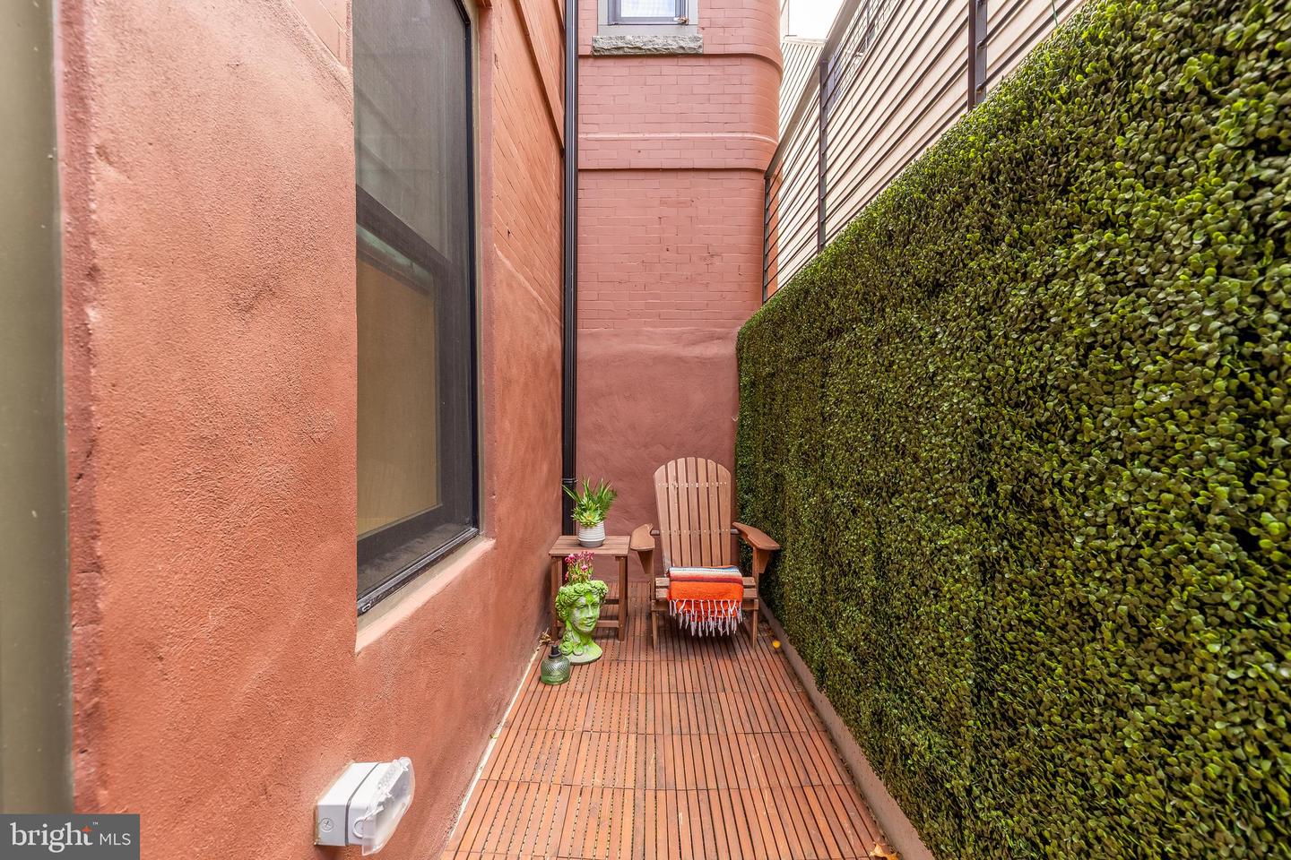 2829 13TH ST NW #1, WASHINGTON, District Of Columbia 20009, 2 Bedrooms Bedrooms, ,2 BathroomsBathrooms,Residential,For sale,2829 13TH ST NW #1,DCDC2226562 MLS # DCDC2226562