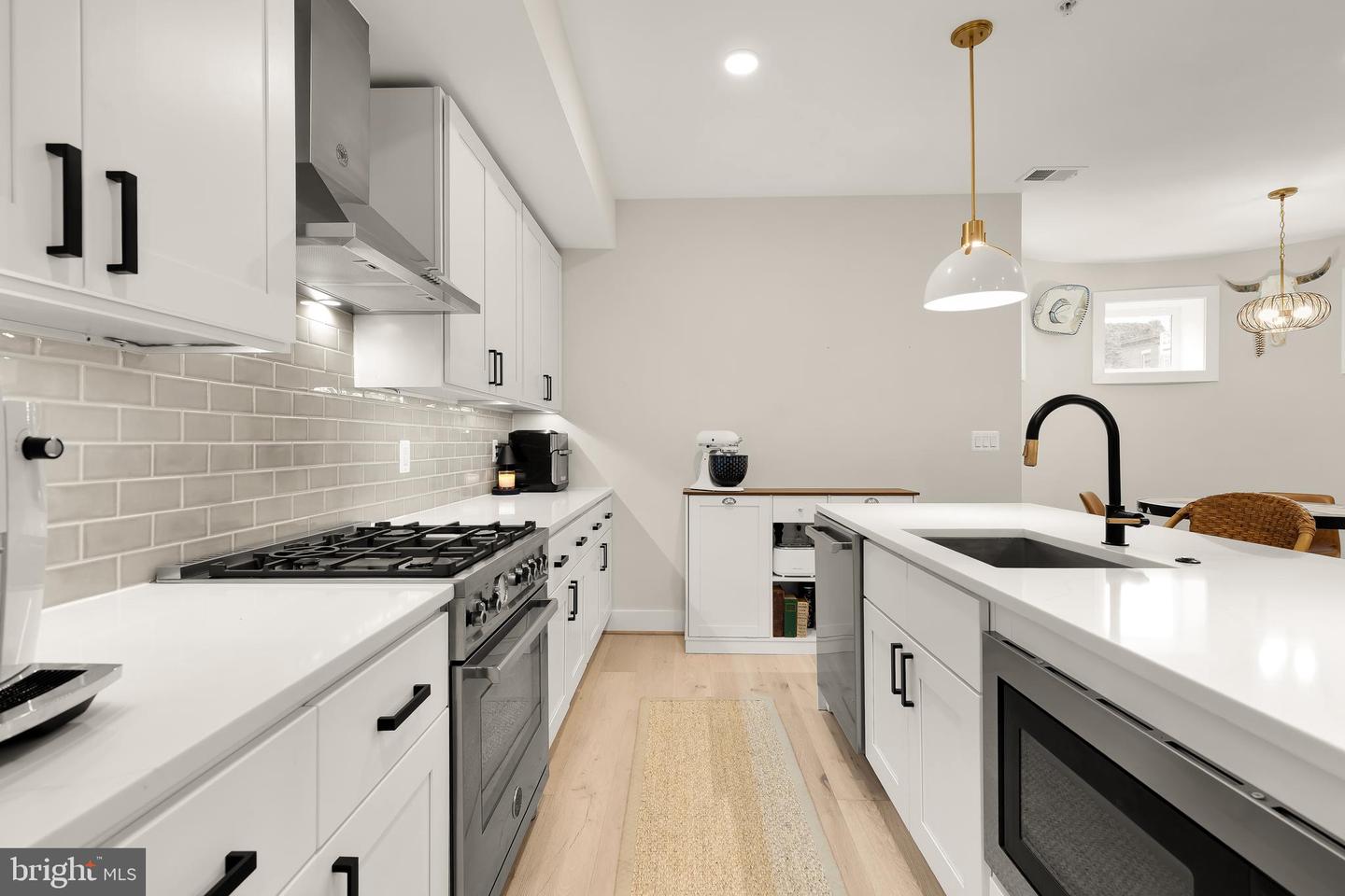 2829 13TH ST NW #1, WASHINGTON, District Of Columbia 20009, 2 Bedrooms Bedrooms, ,2 BathroomsBathrooms,Residential,For sale,2829 13TH ST NW #1,DCDC2226562 MLS # DCDC2226562