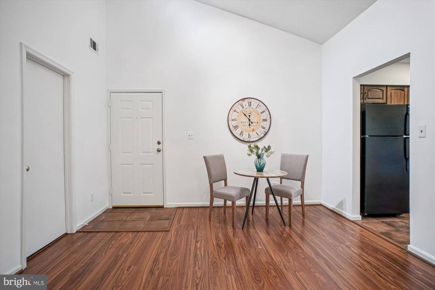 3153-K ANCHORWAY CT, FALLS CHURCH, Virginia 22042, 1 Bedroom Bedrooms, ,1 BathroomBathrooms,Residential,For sale,3153-K ANCHORWAY CT,VAFX2273910 MLS # VAFX2273910