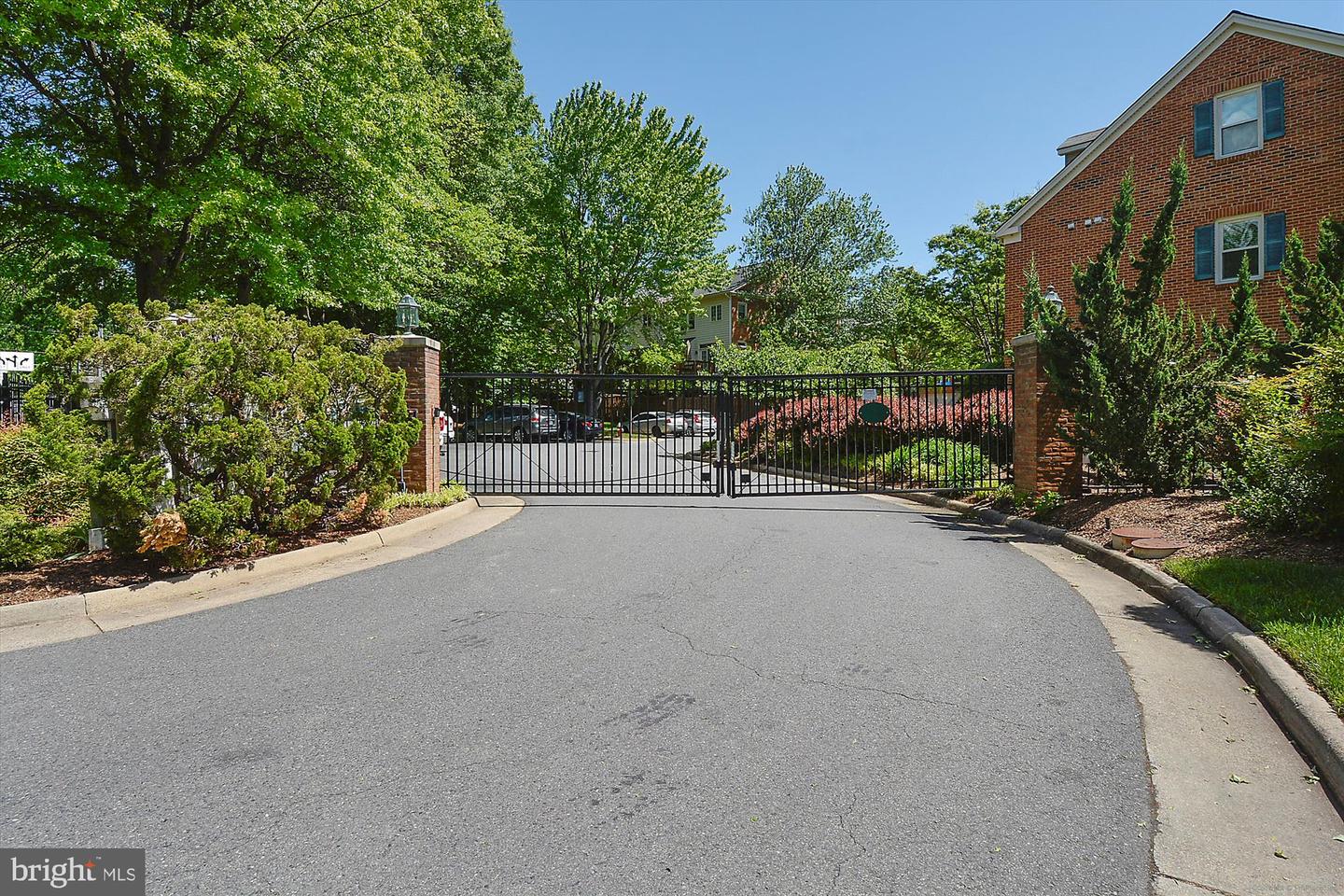 3153-K ANCHORWAY CT, FALLS CHURCH, Virginia 22042, 1 Bedroom Bedrooms, ,1 BathroomBathrooms,Residential,For sale,3153-K ANCHORWAY CT,VAFX2273910 MLS # VAFX2273910