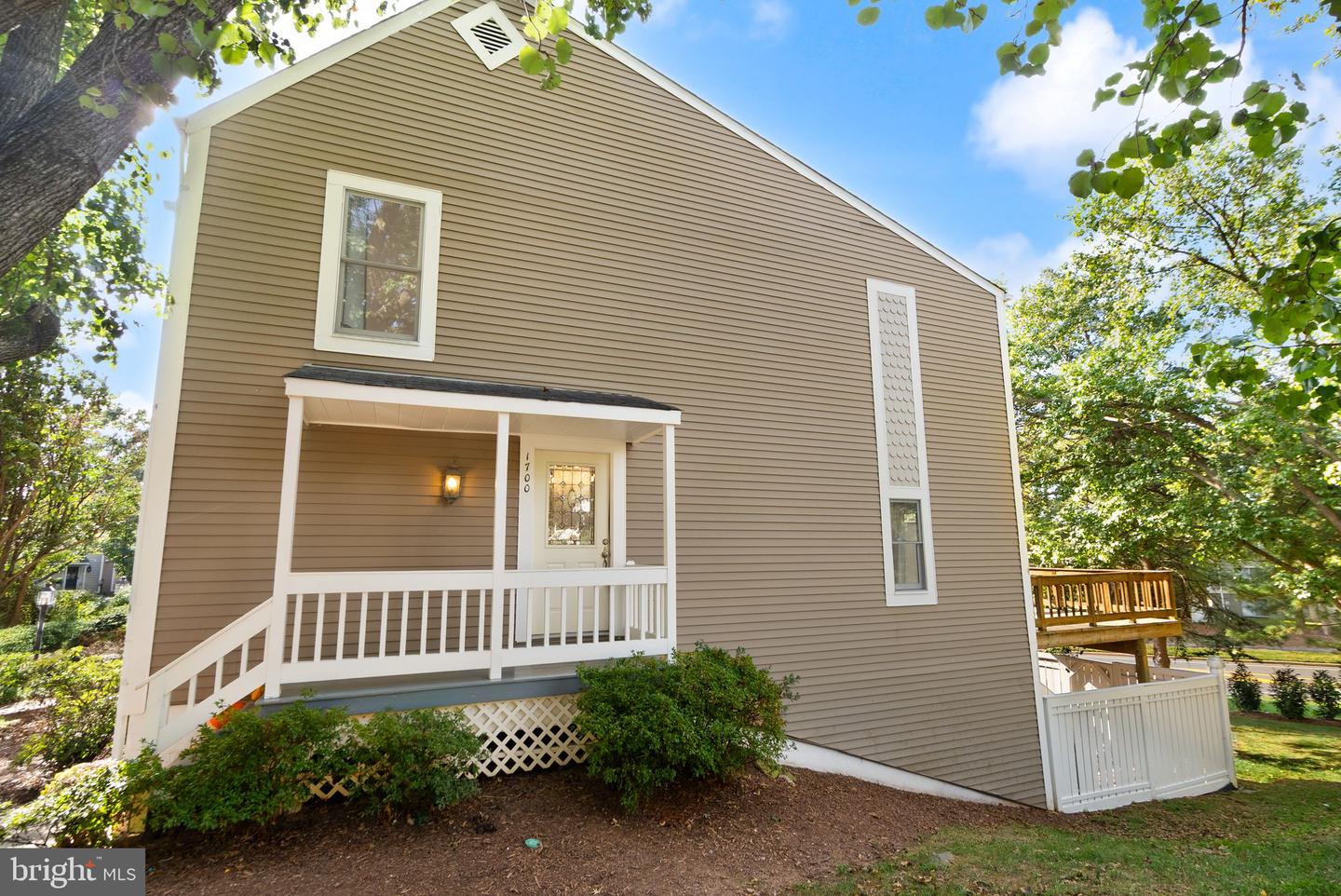 1700 QUIETREE DR, RESTON, Virginia 20194, 3 Bedrooms Bedrooms, ,2 BathroomsBathrooms,Residential,For sale,1700 QUIETREE DR,VAFX2273920 MLS # VAFX2273920